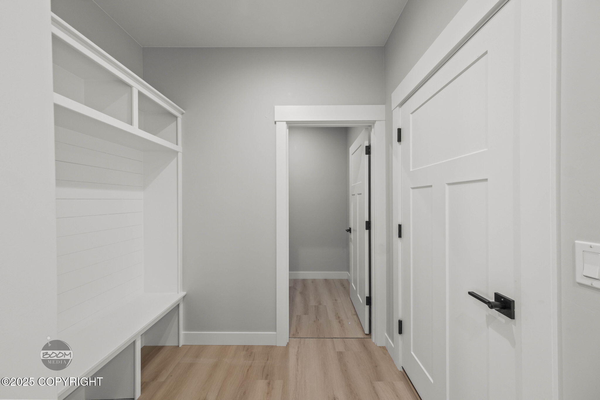 6941 W Vandenberg Drive