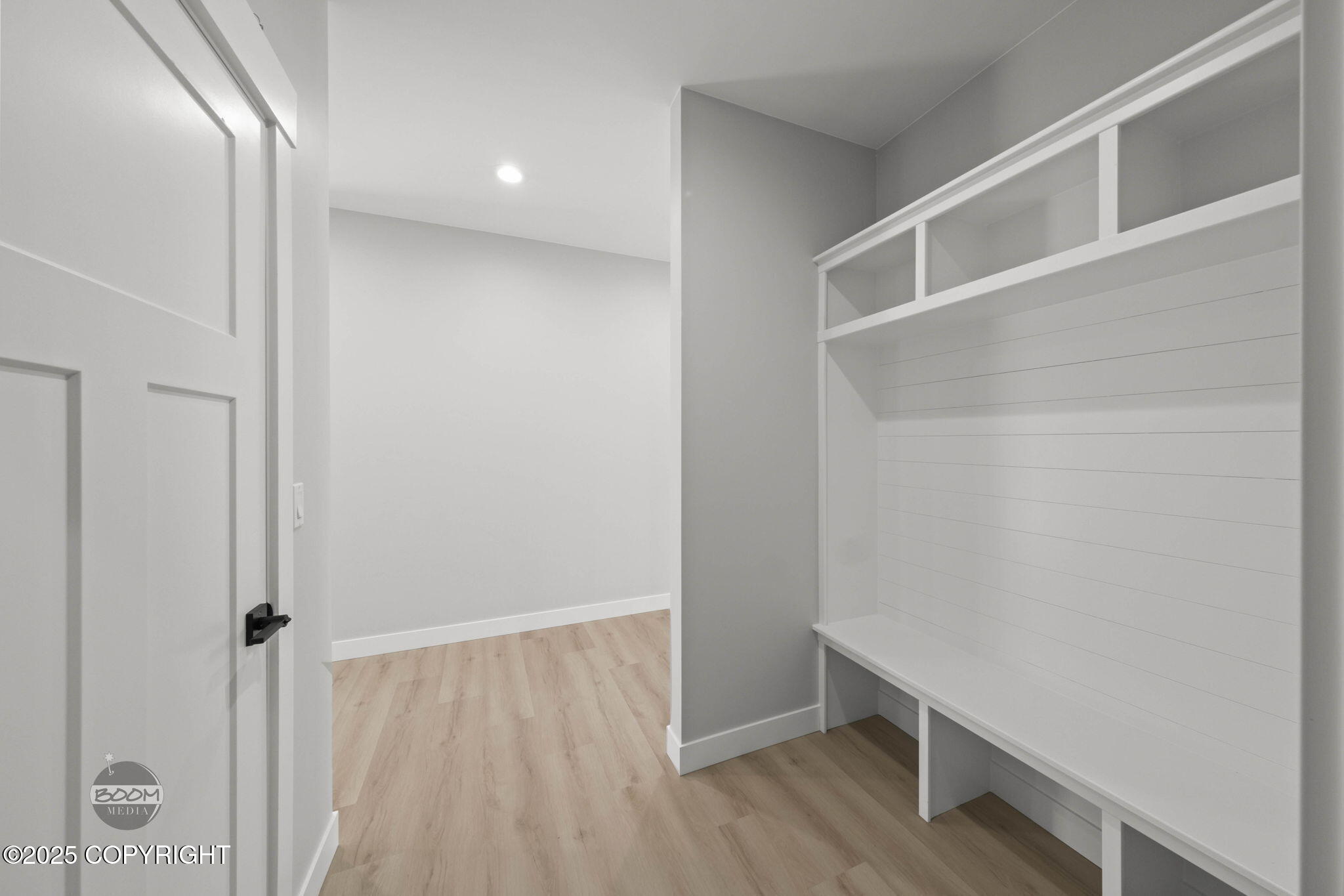 6941 W Vandenberg Drive