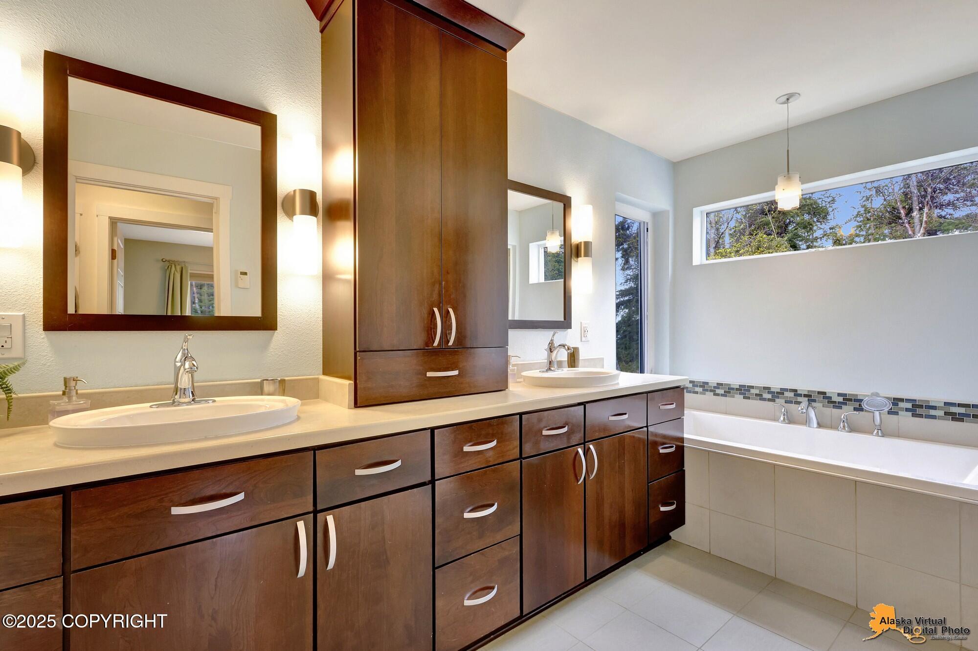 11100 Trails End Road