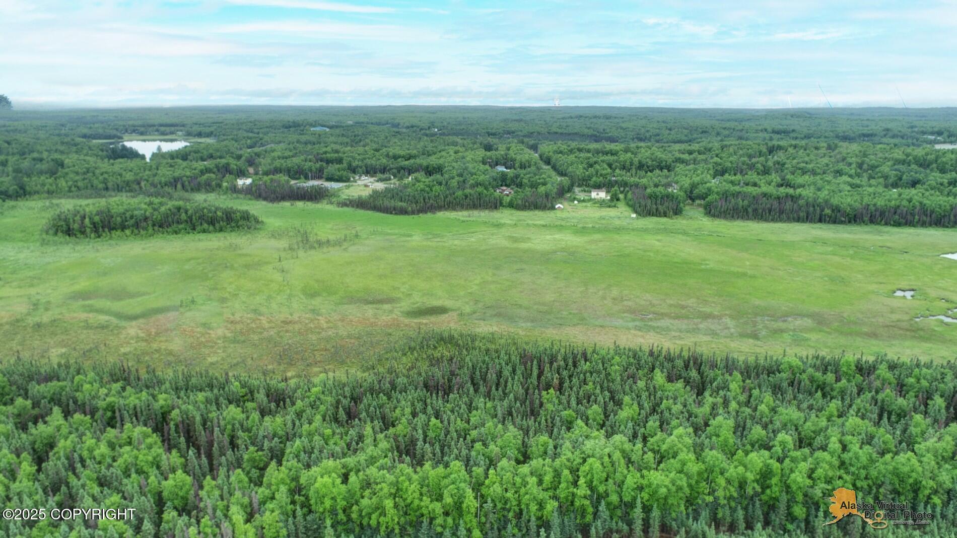 2347 N Meadow Lakes Loop