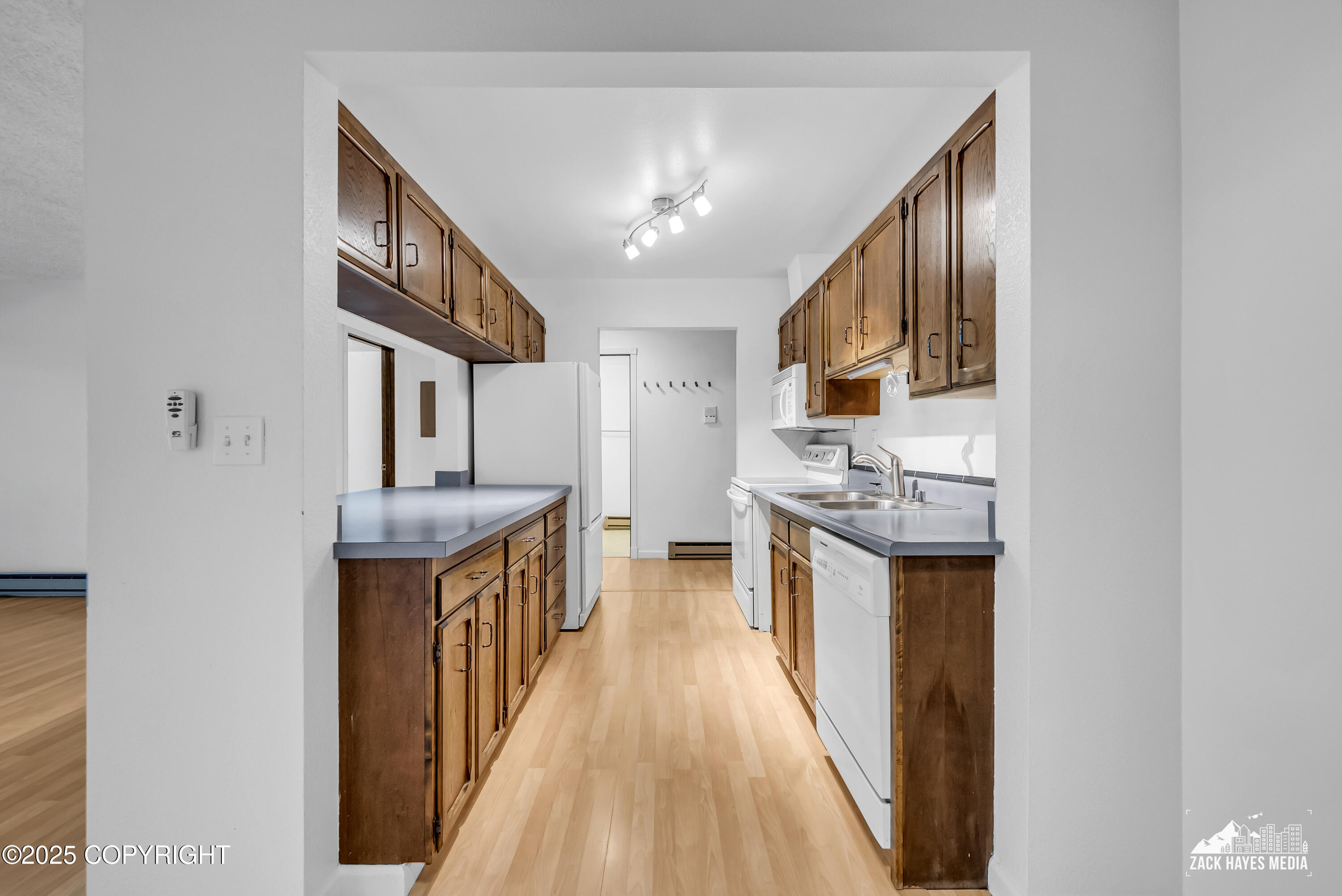 400 W 76th Avenue # 204