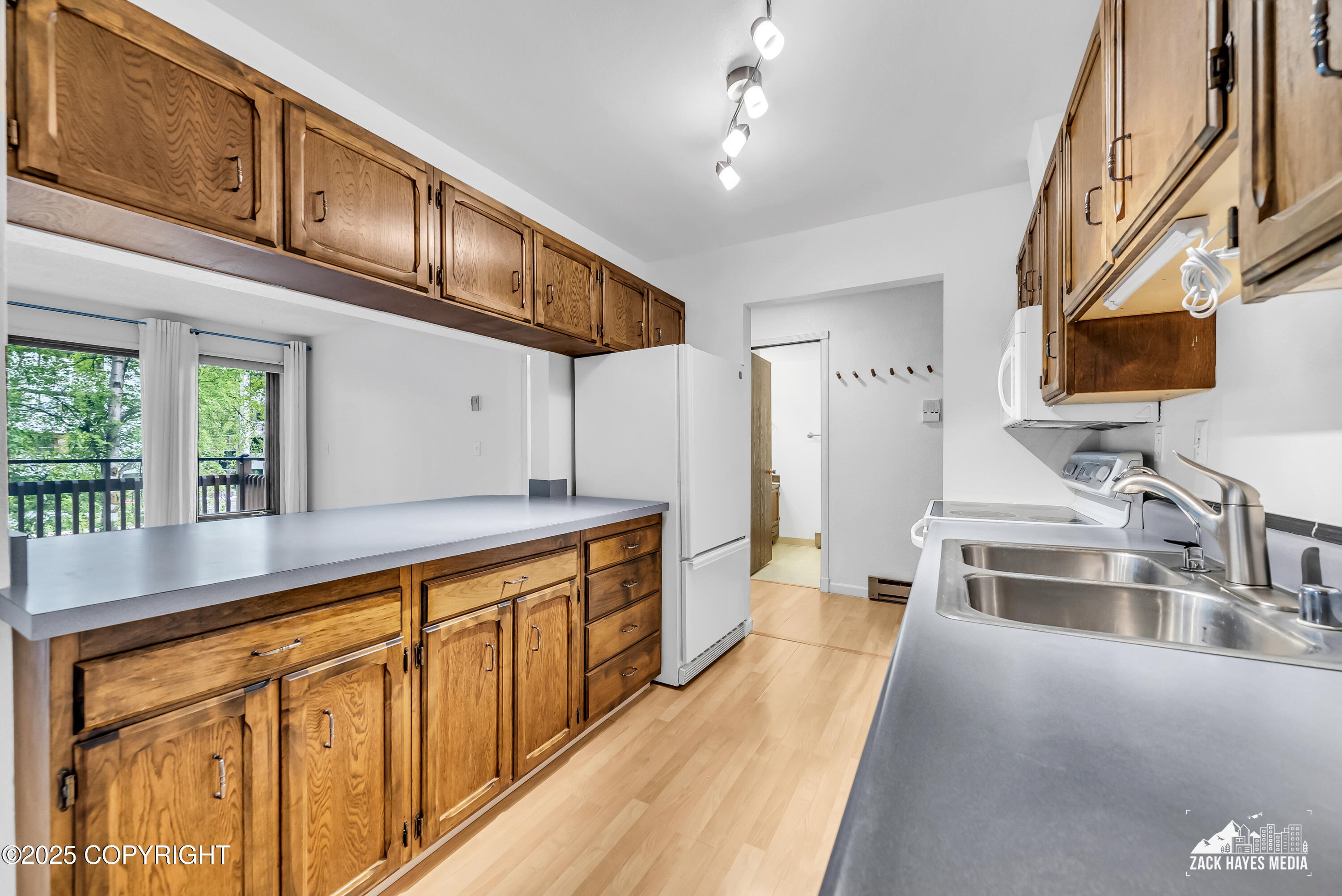 400 W 76th Avenue # 204