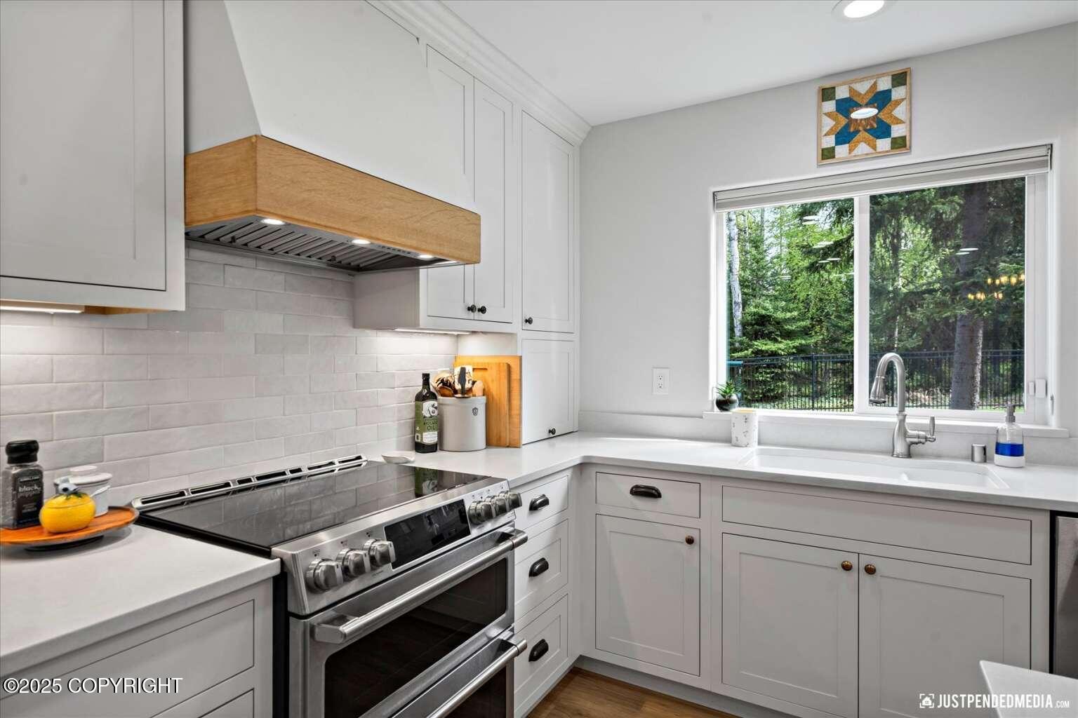 9031 Snowy Owl Circle