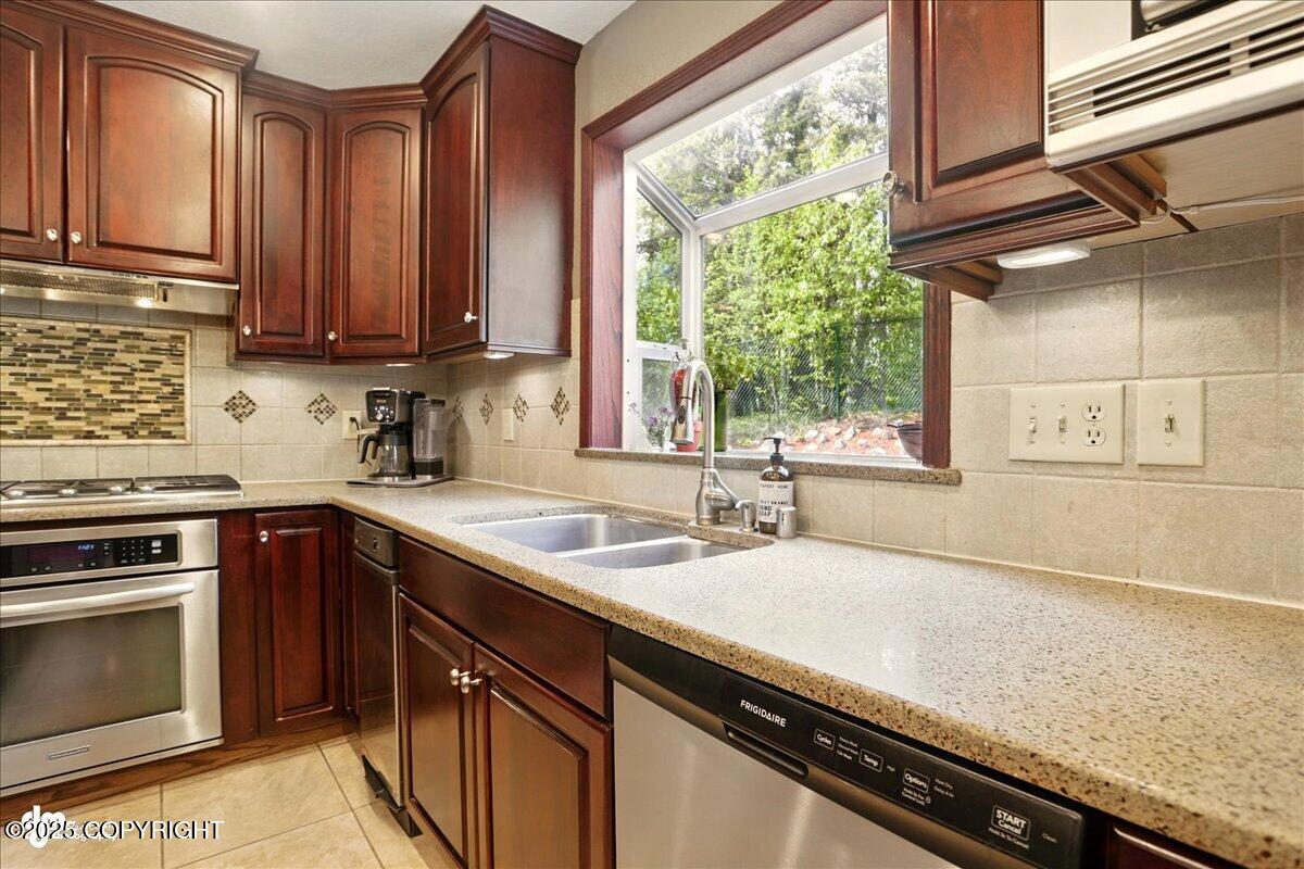 13340 Bainbridge Road