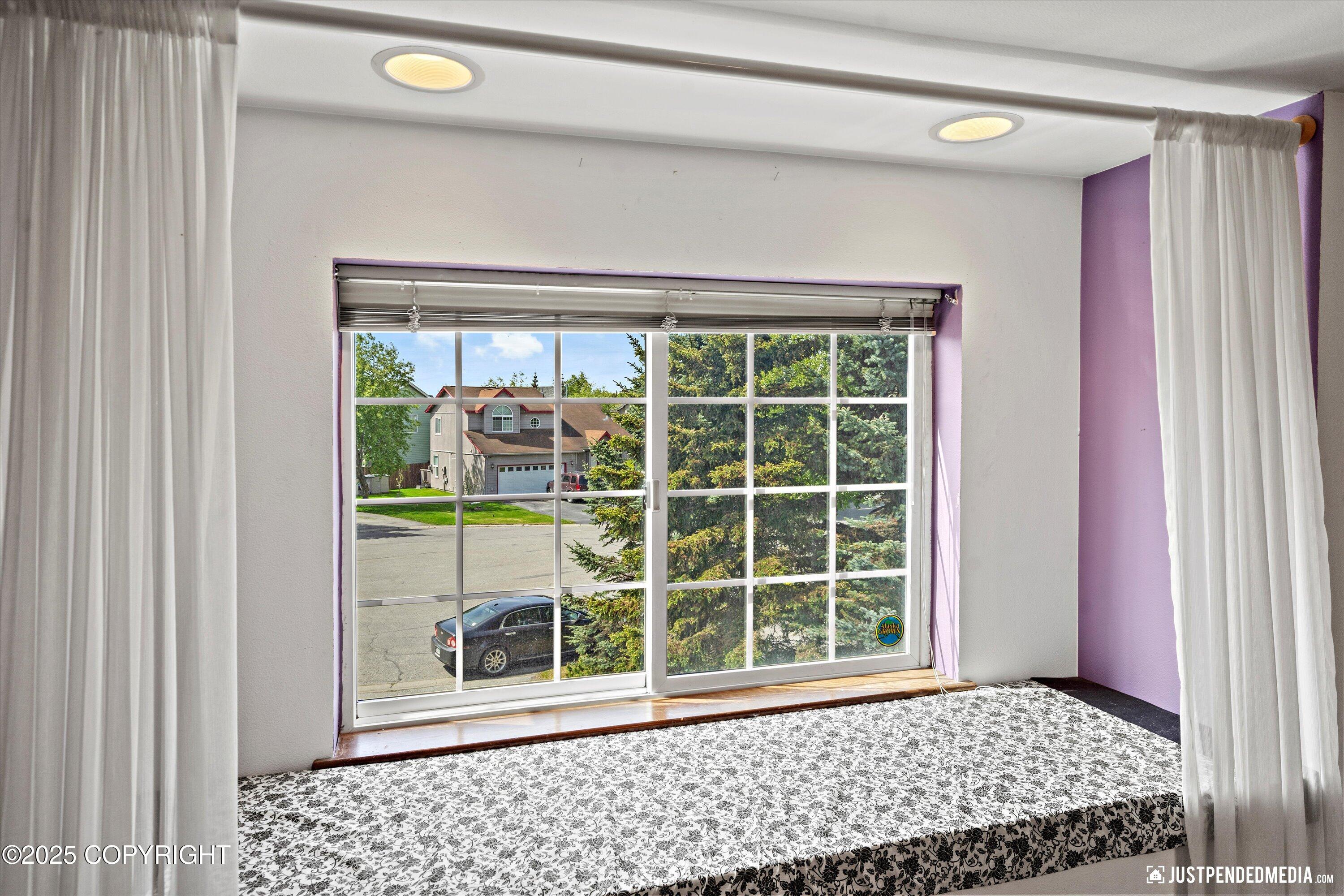 10321 Compass Circle