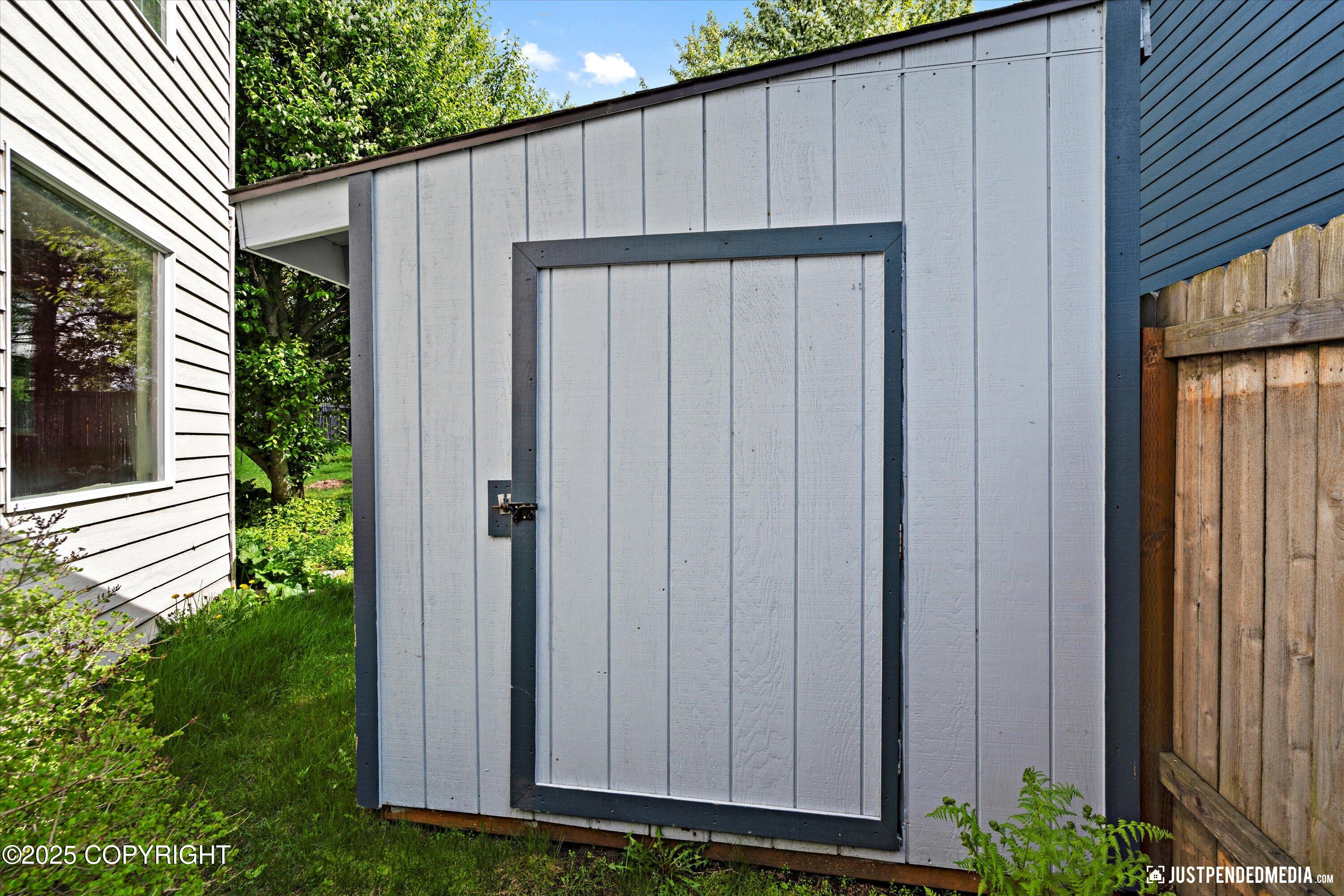 10321 Compass Circle