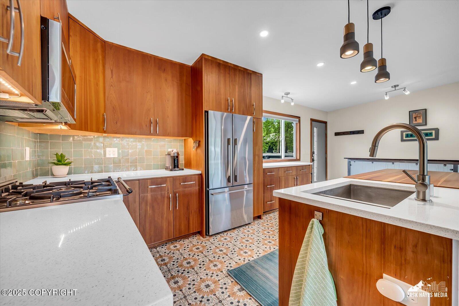 1601 Bannister Drive