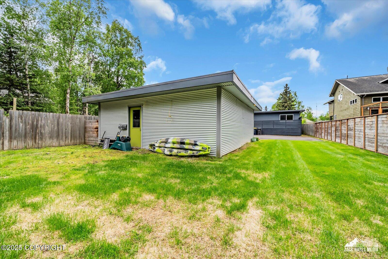 1601 Bannister Drive