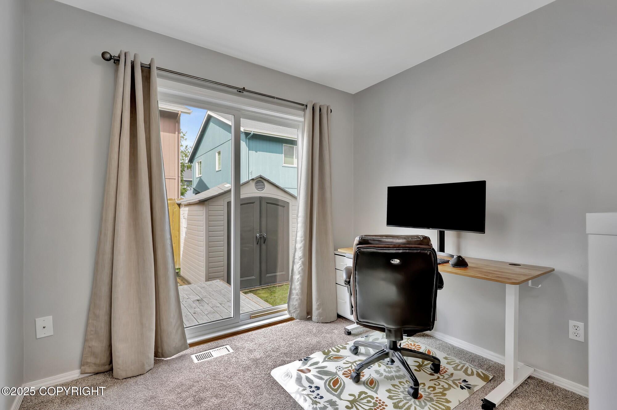 2460 Lochenshire Place # 21