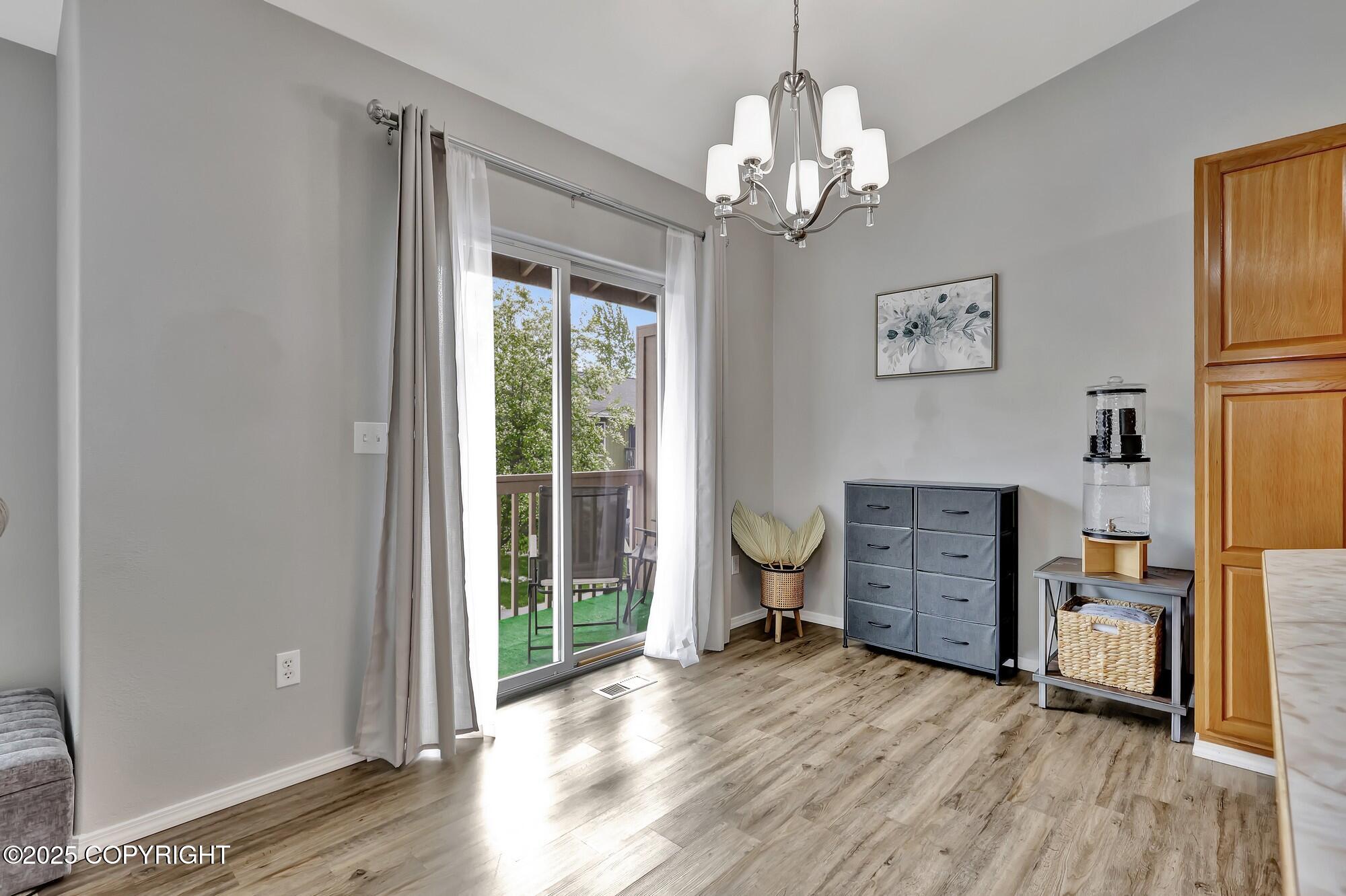 2460 Lochenshire Place # 21