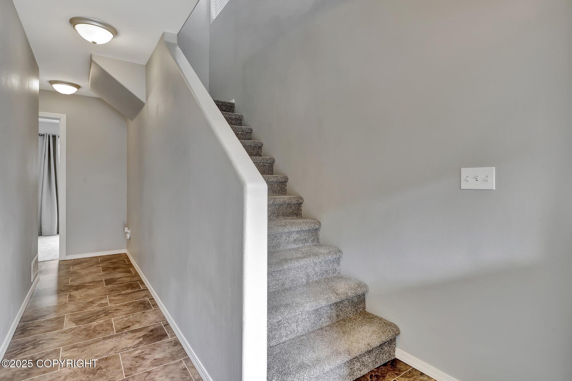 2460 Lochenshire Place # 21