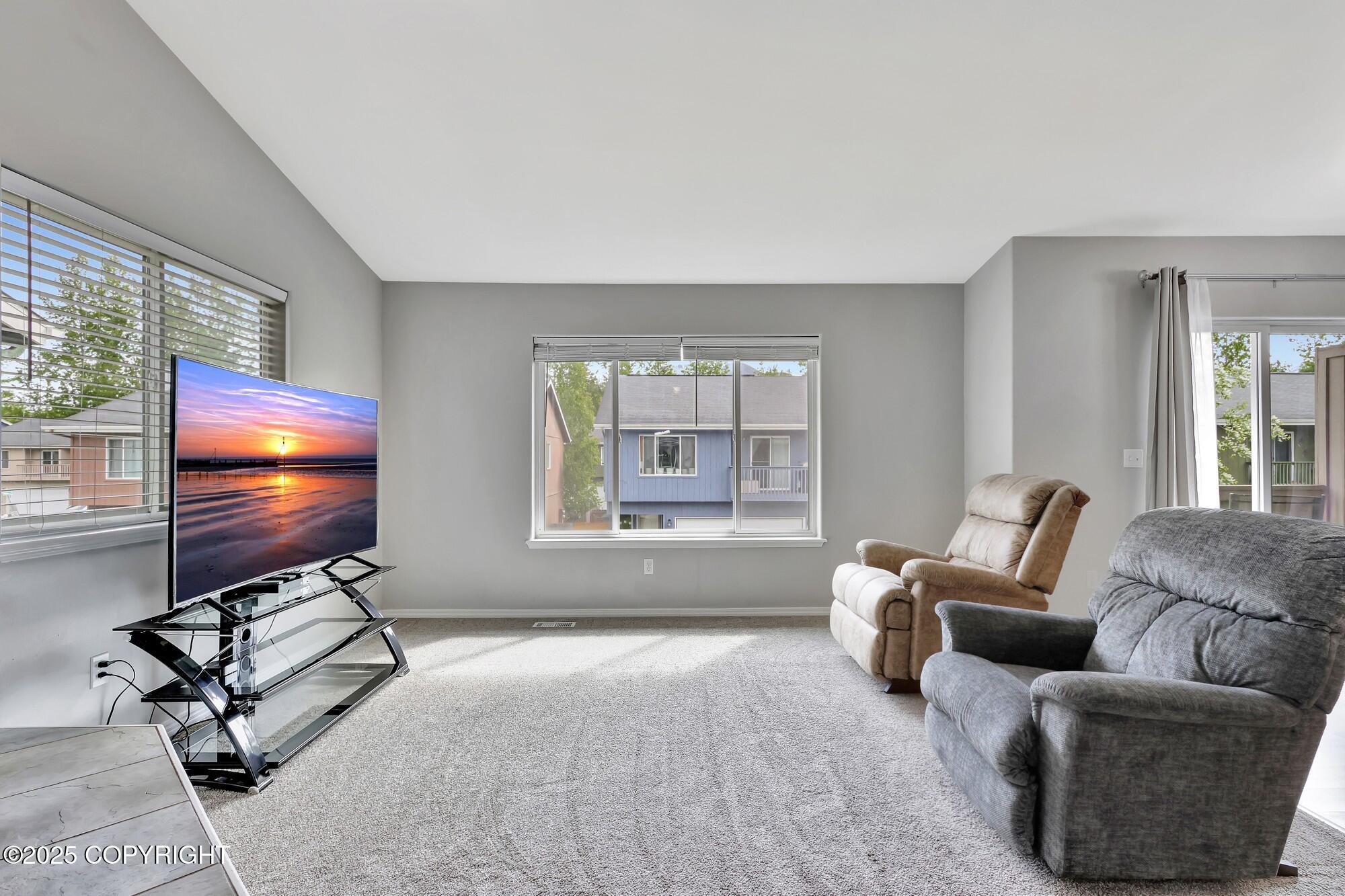 2460 Lochenshire Place # 21