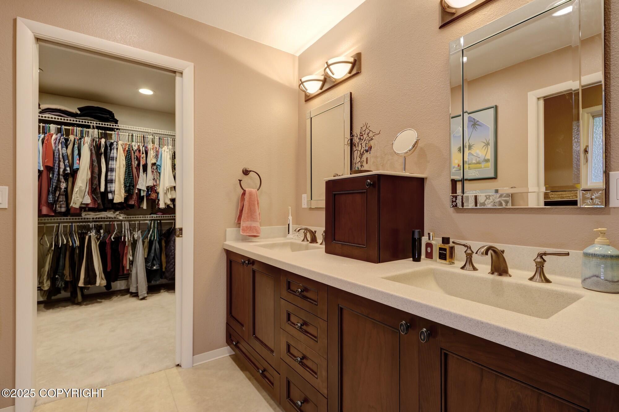 2159 Arlington Drive