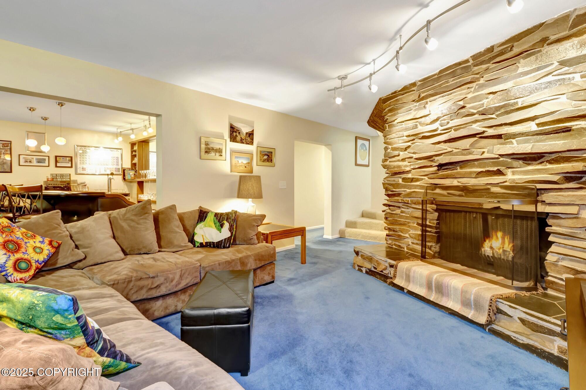 2159 Arlington Drive