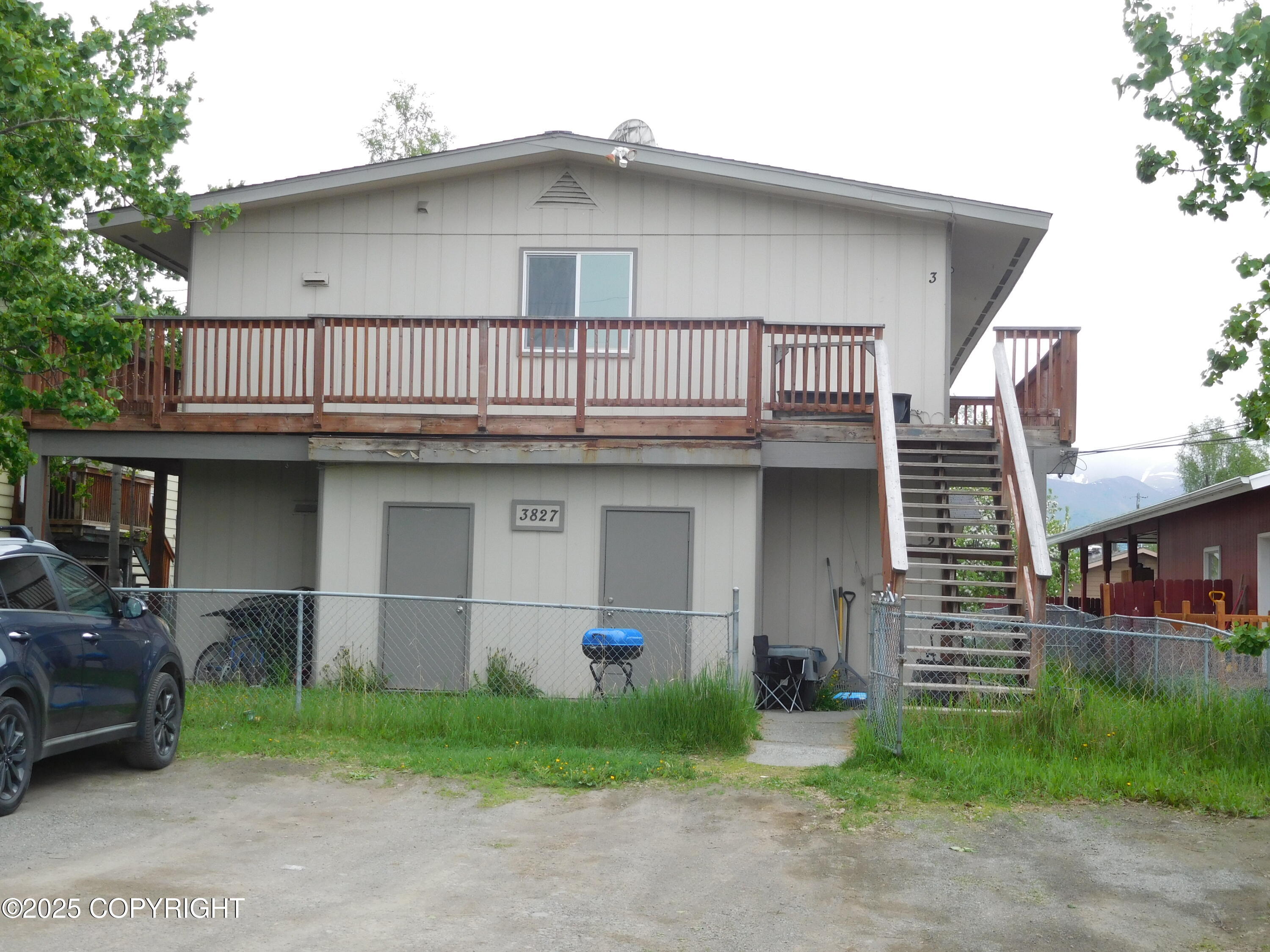 3827 Scott Street