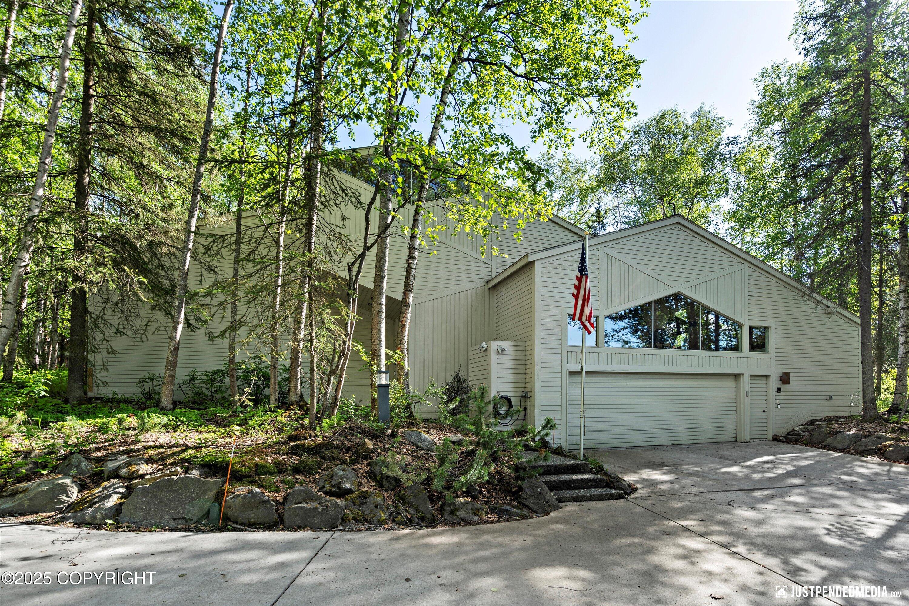 4225 London Circle