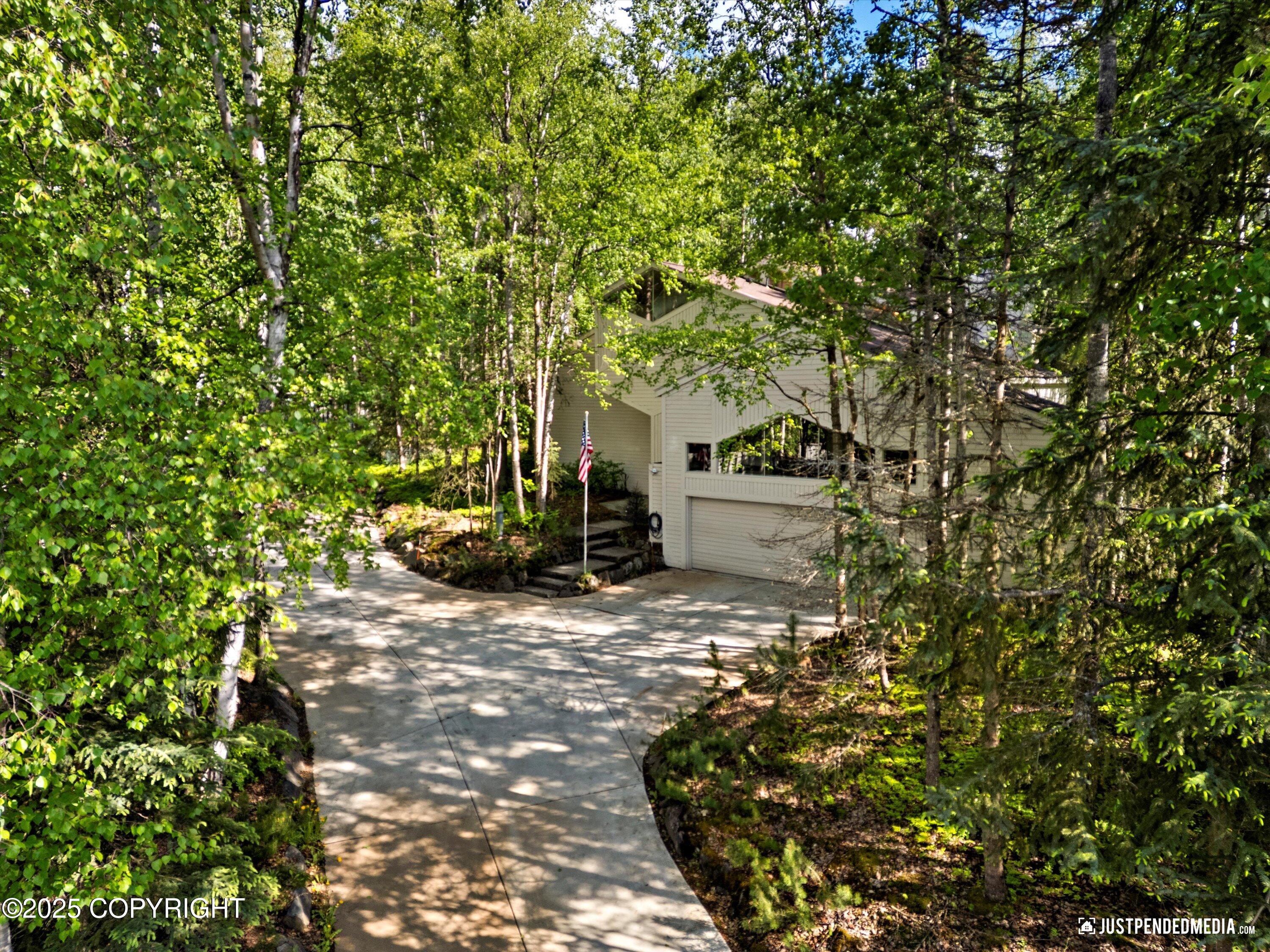 4225 London Circle