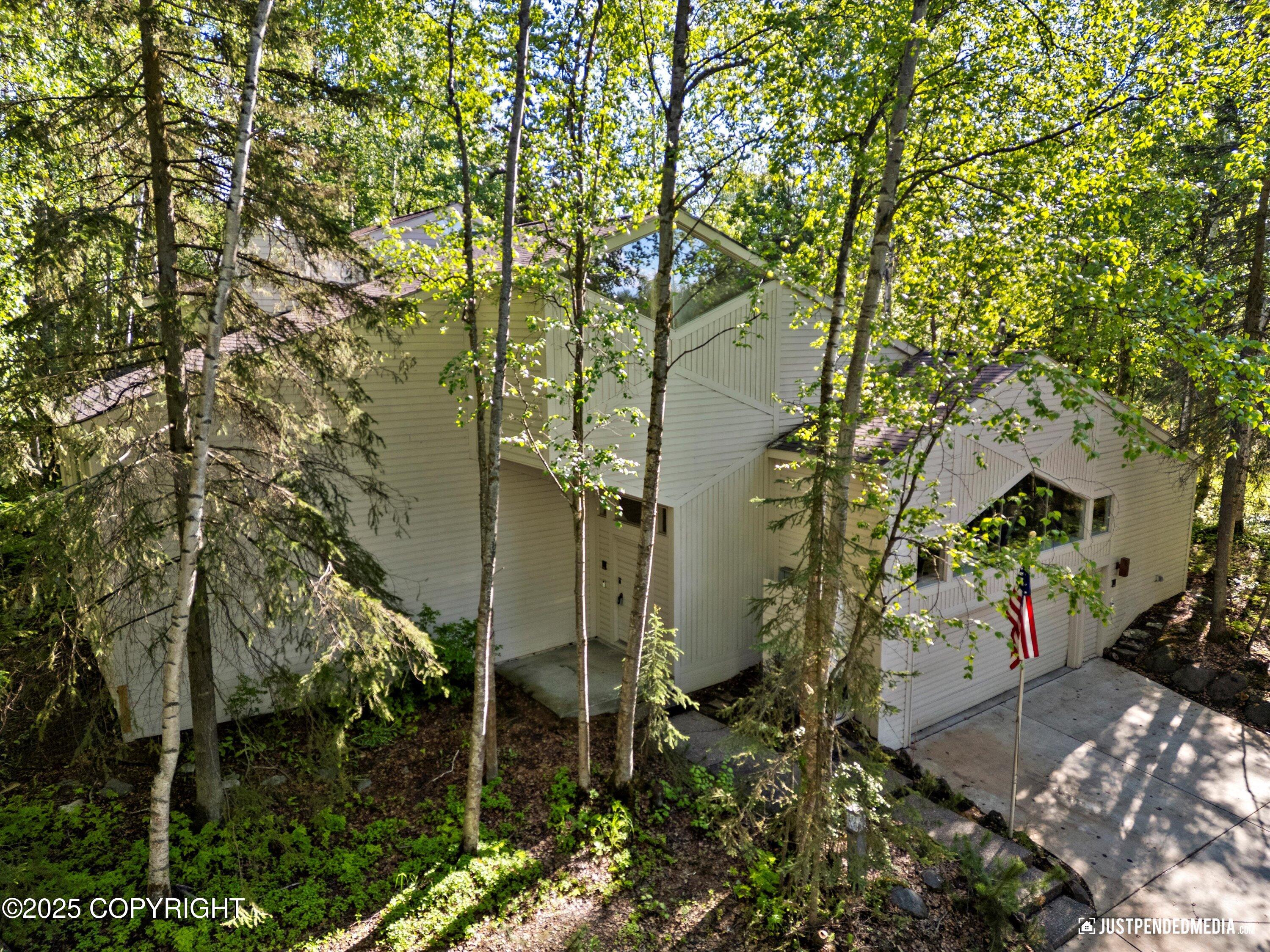4225 London Circle