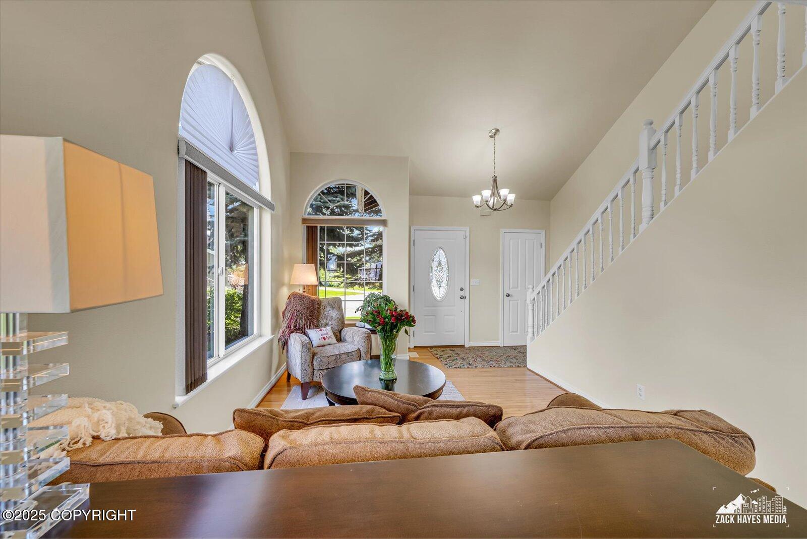 10201 Sextant Circle