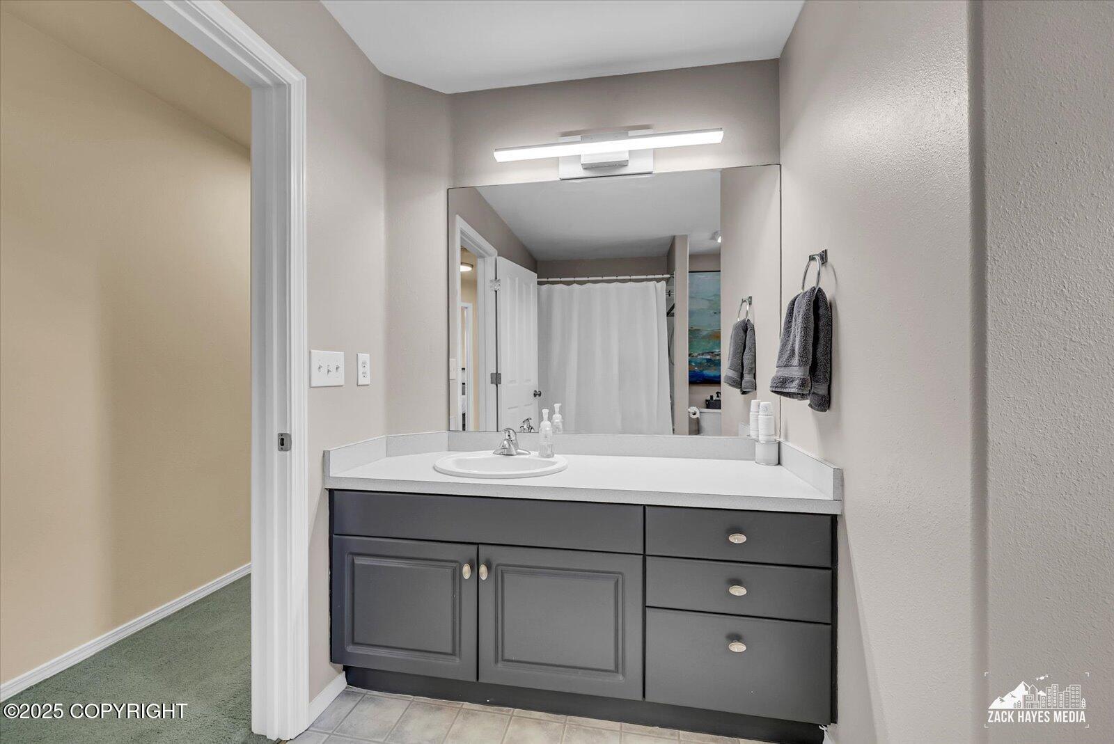 10201 Sextant Circle