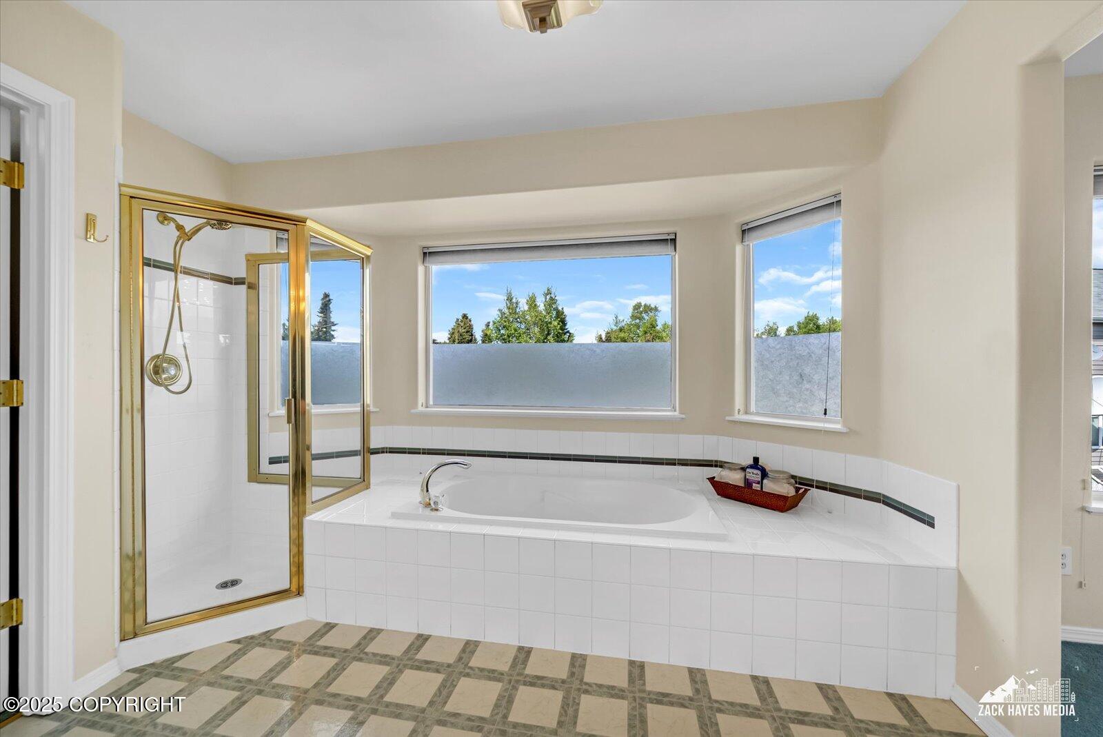 10201 Sextant Circle