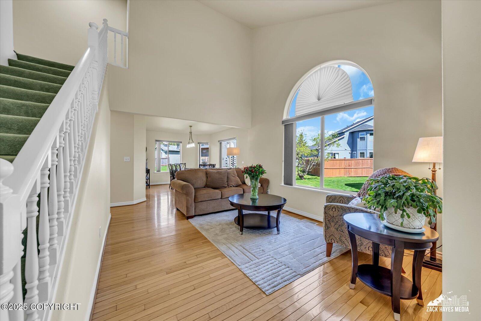 10201 Sextant Circle