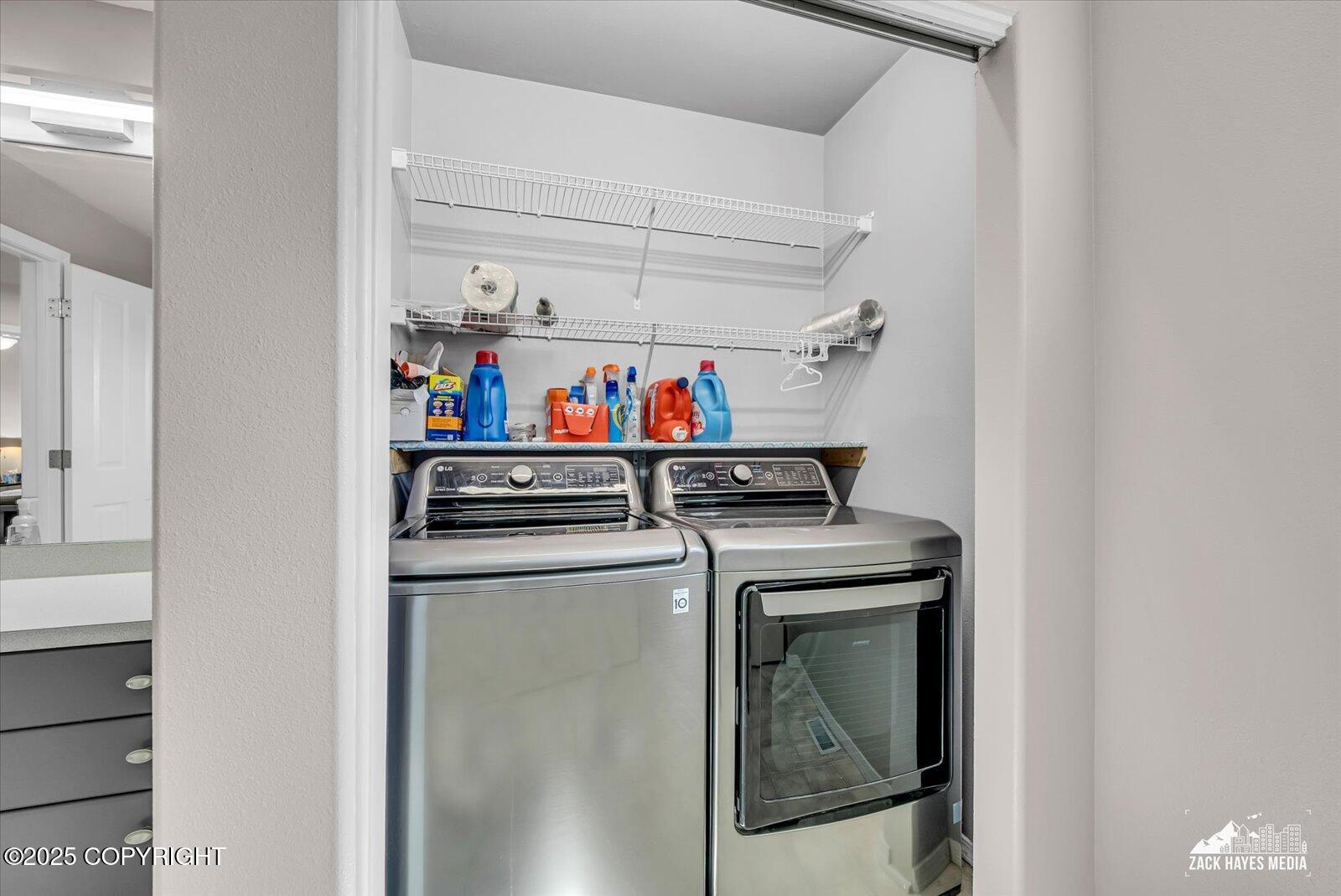 10201 Sextant Circle