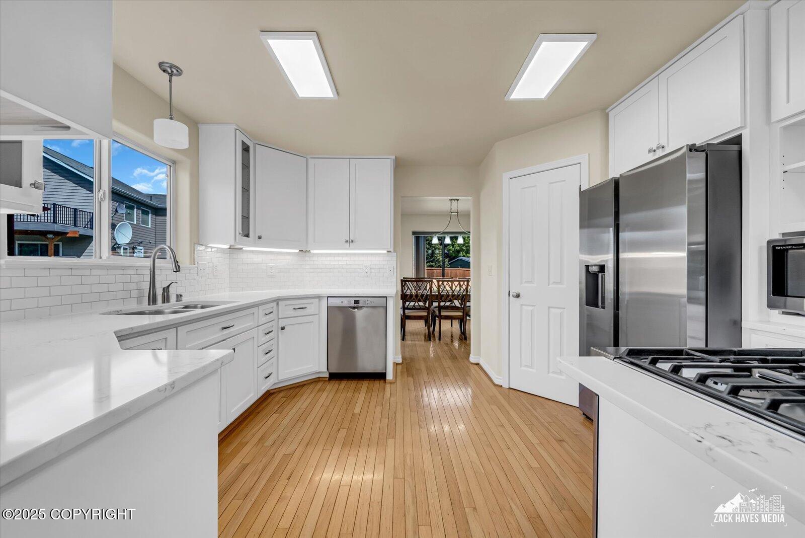 10201 Sextant Circle