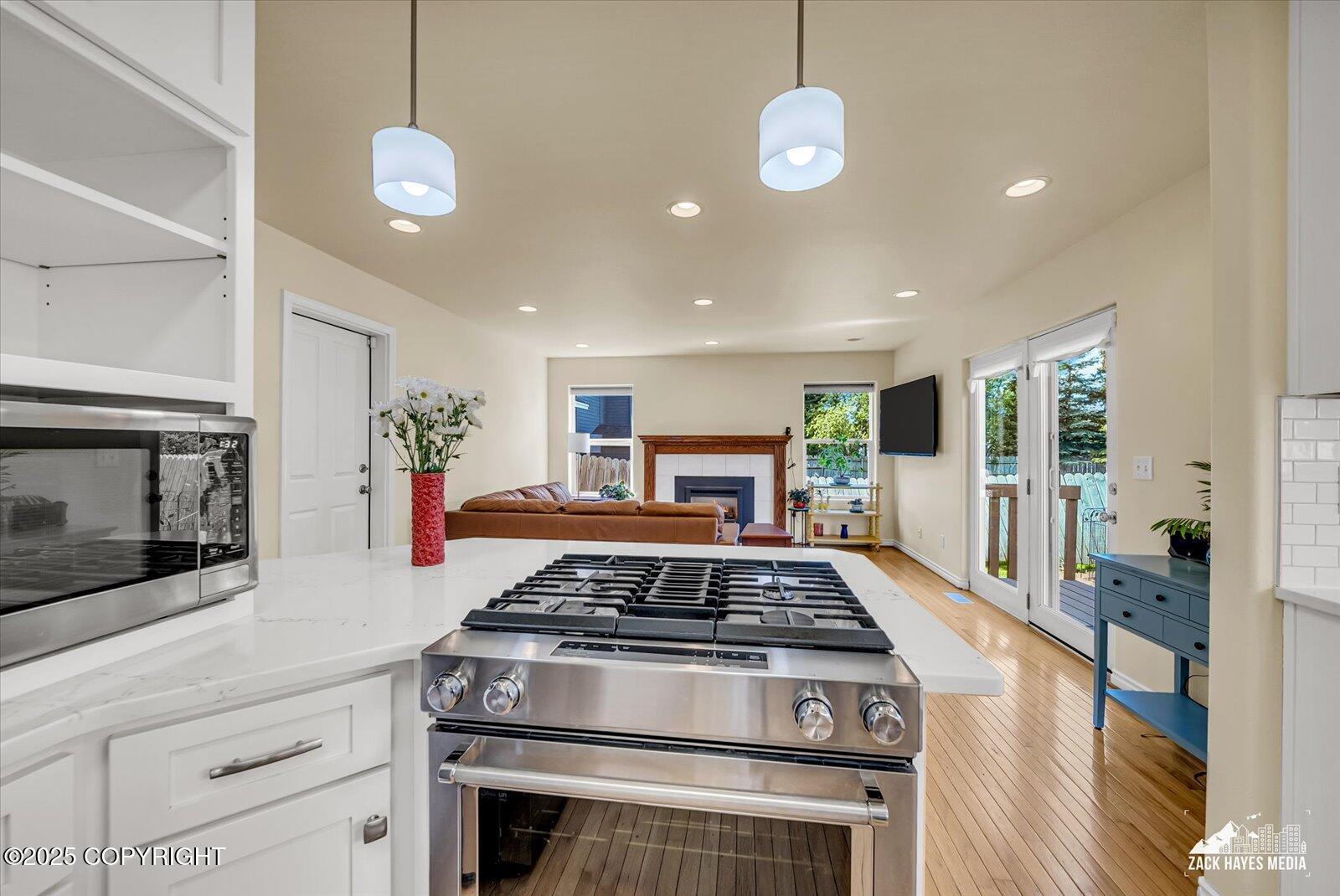 10201 Sextant Circle