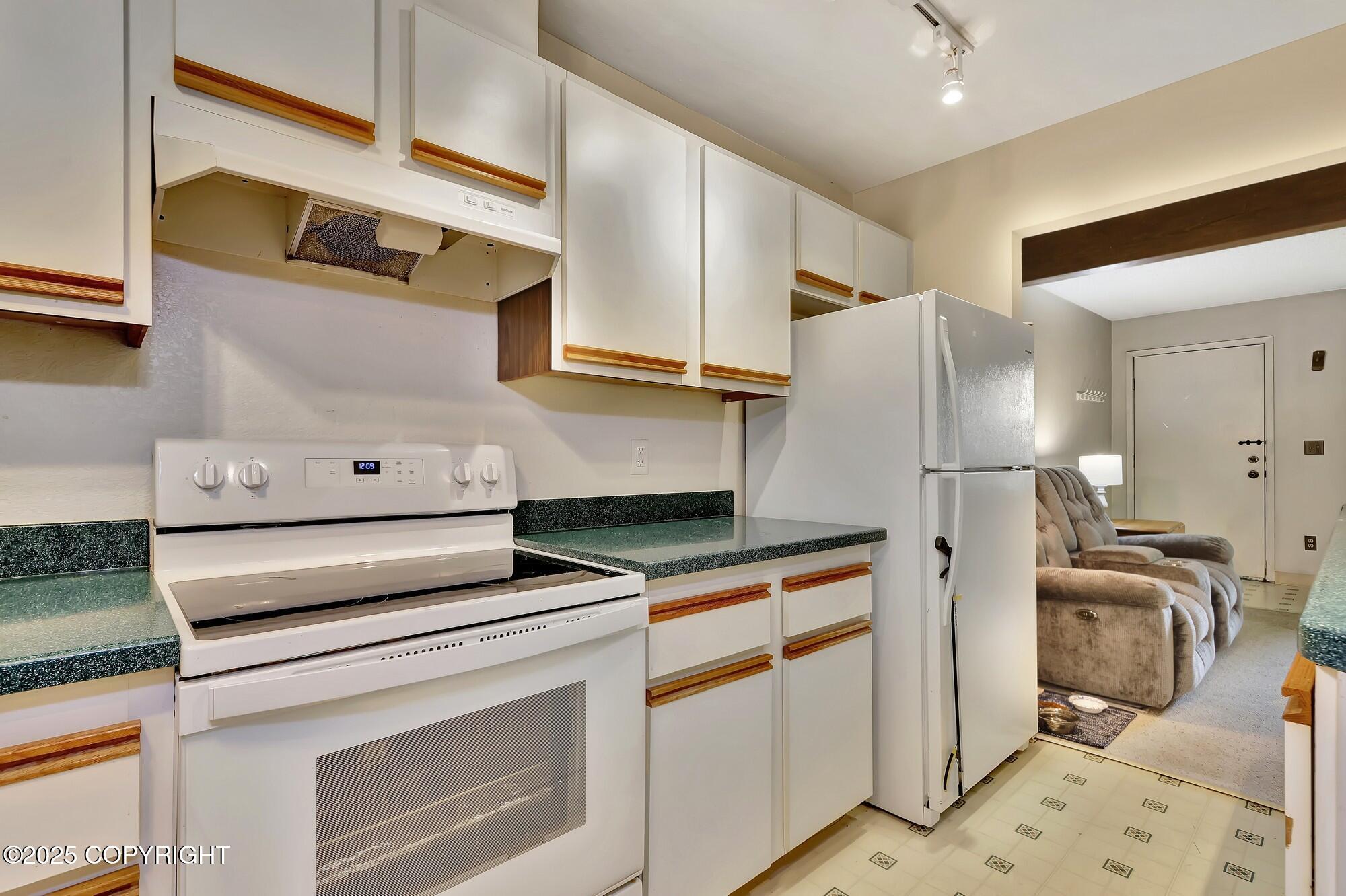 2632 Glacier Street # B7 Unit: #B7