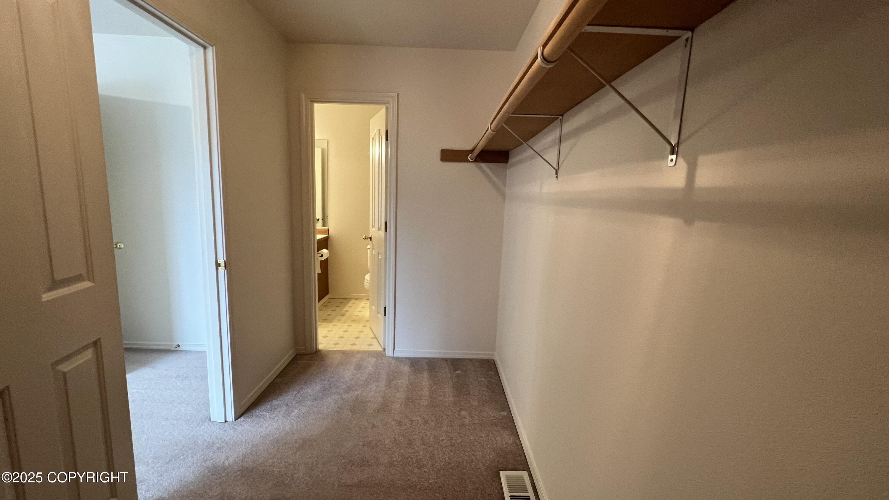 2416 Ridgemont Drive