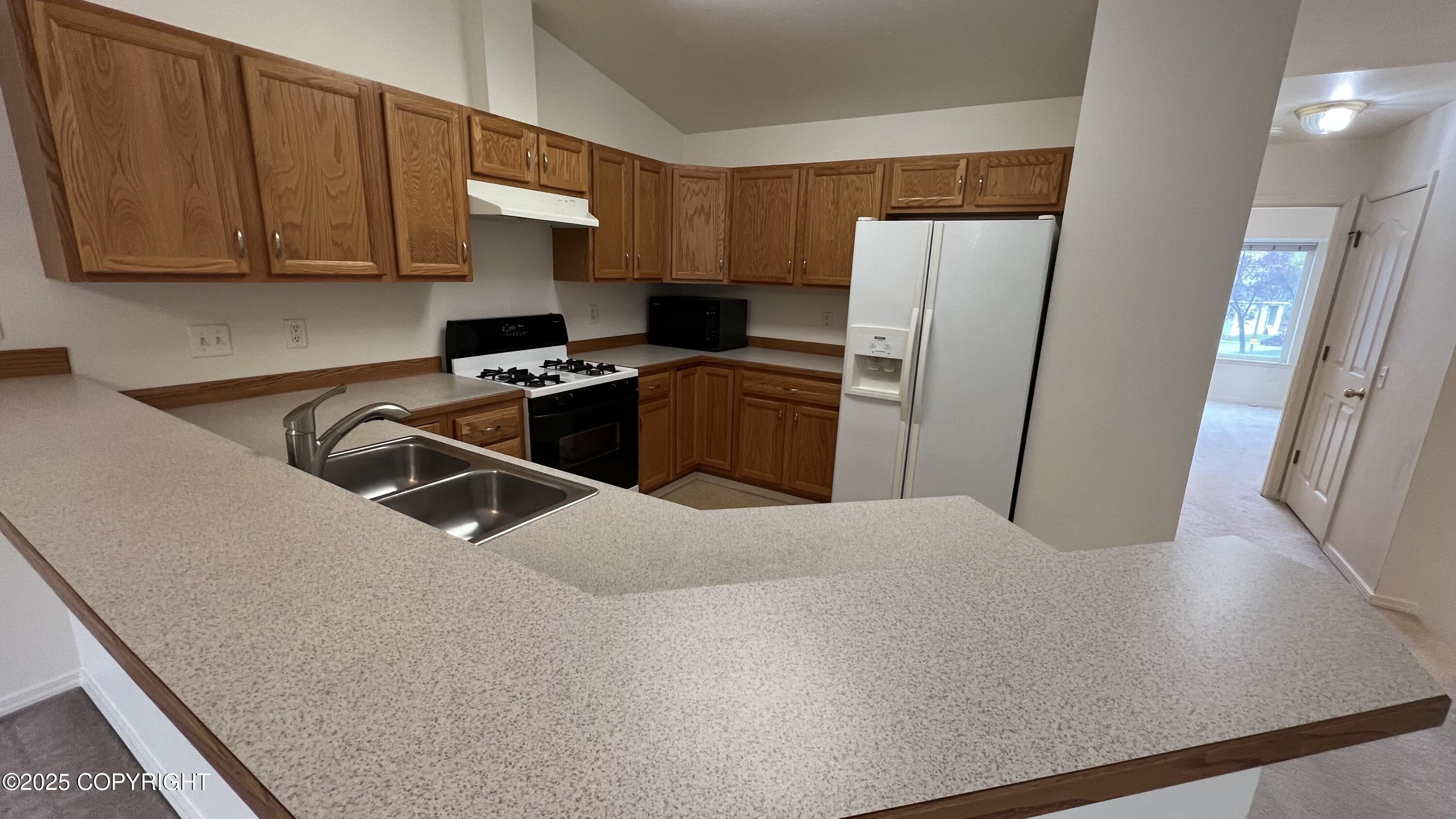 2416 Ridgemont Drive