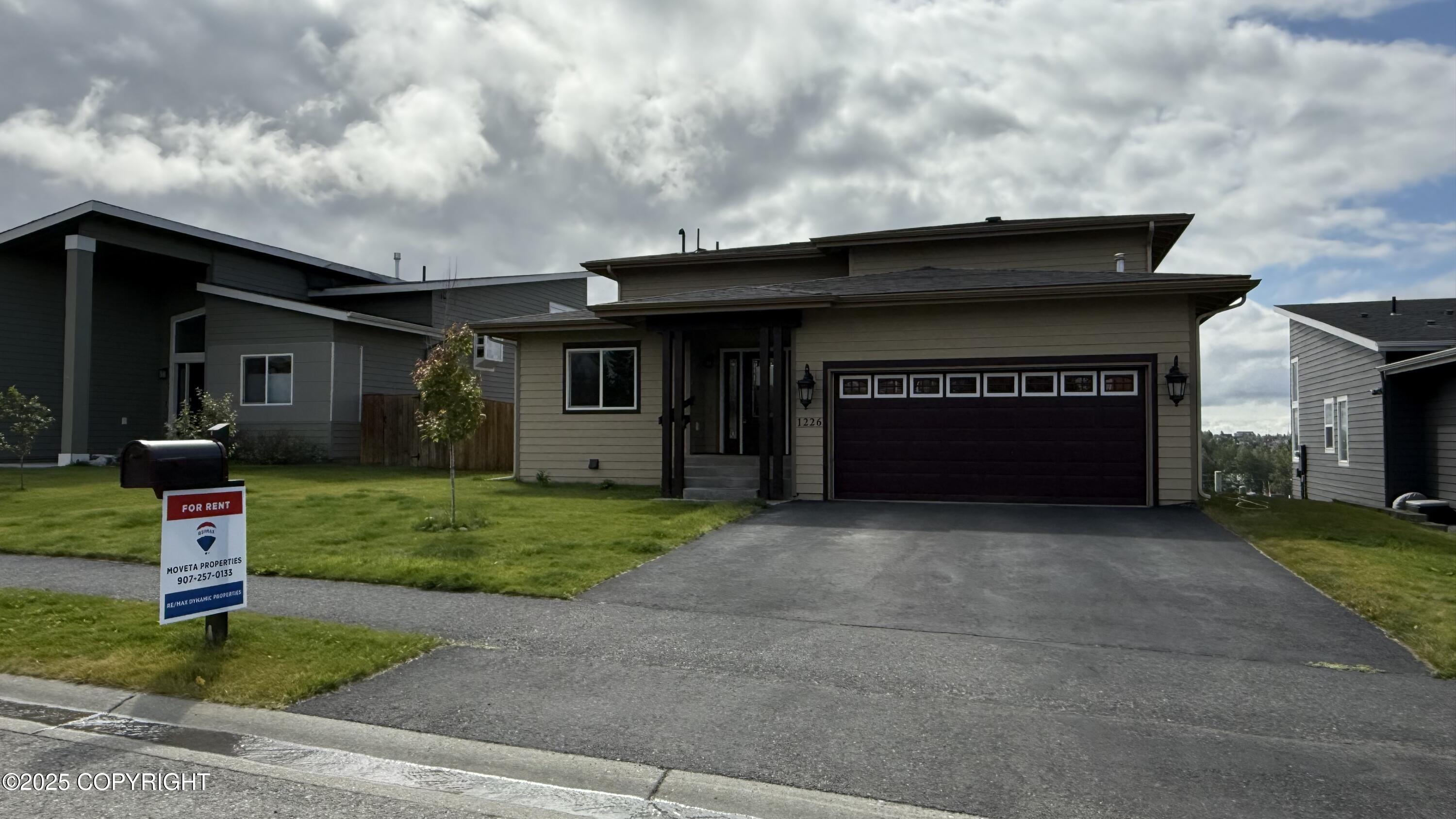 1226 Northpointe Bluff Drive