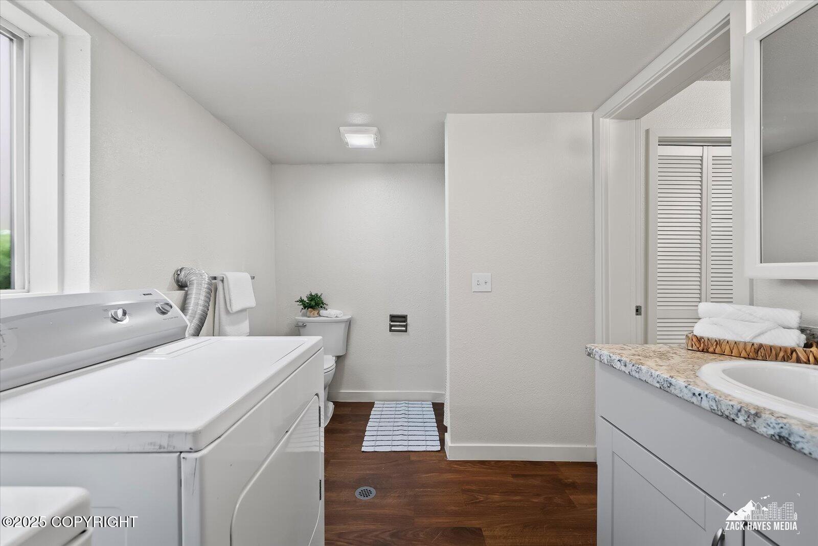 943 E 12th Avenue # 6 Unit: #6
