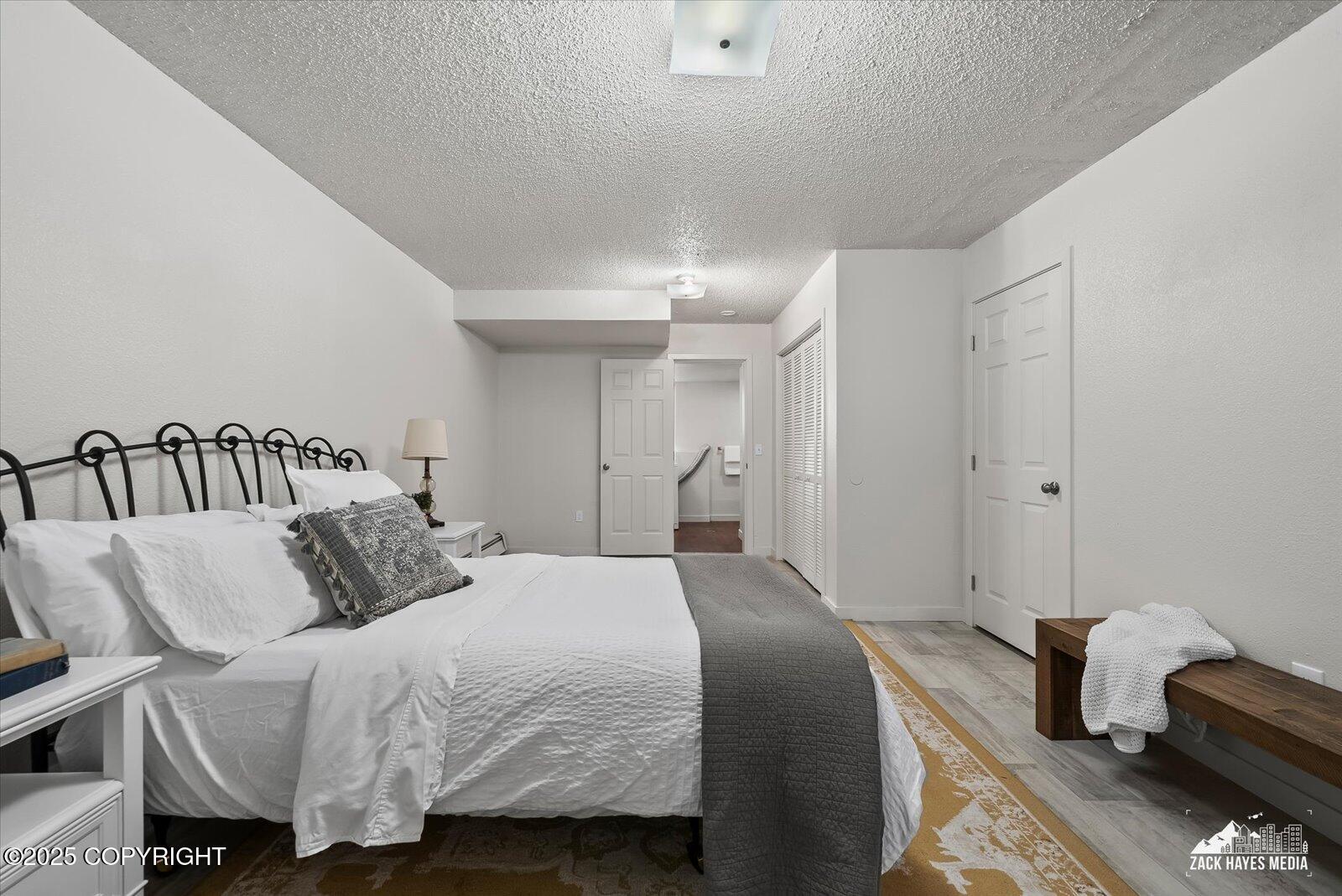 943 E 12th Avenue # 6 Unit: #6
