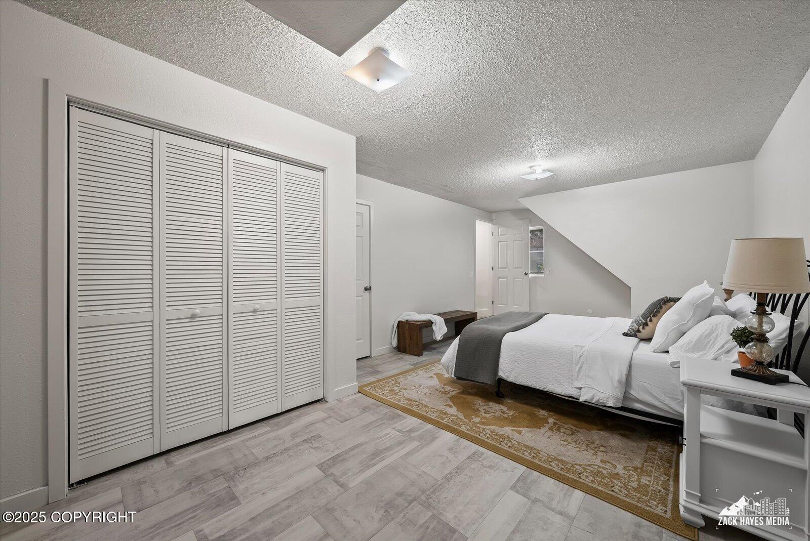 943 E 12th Avenue # 6 Unit: #6