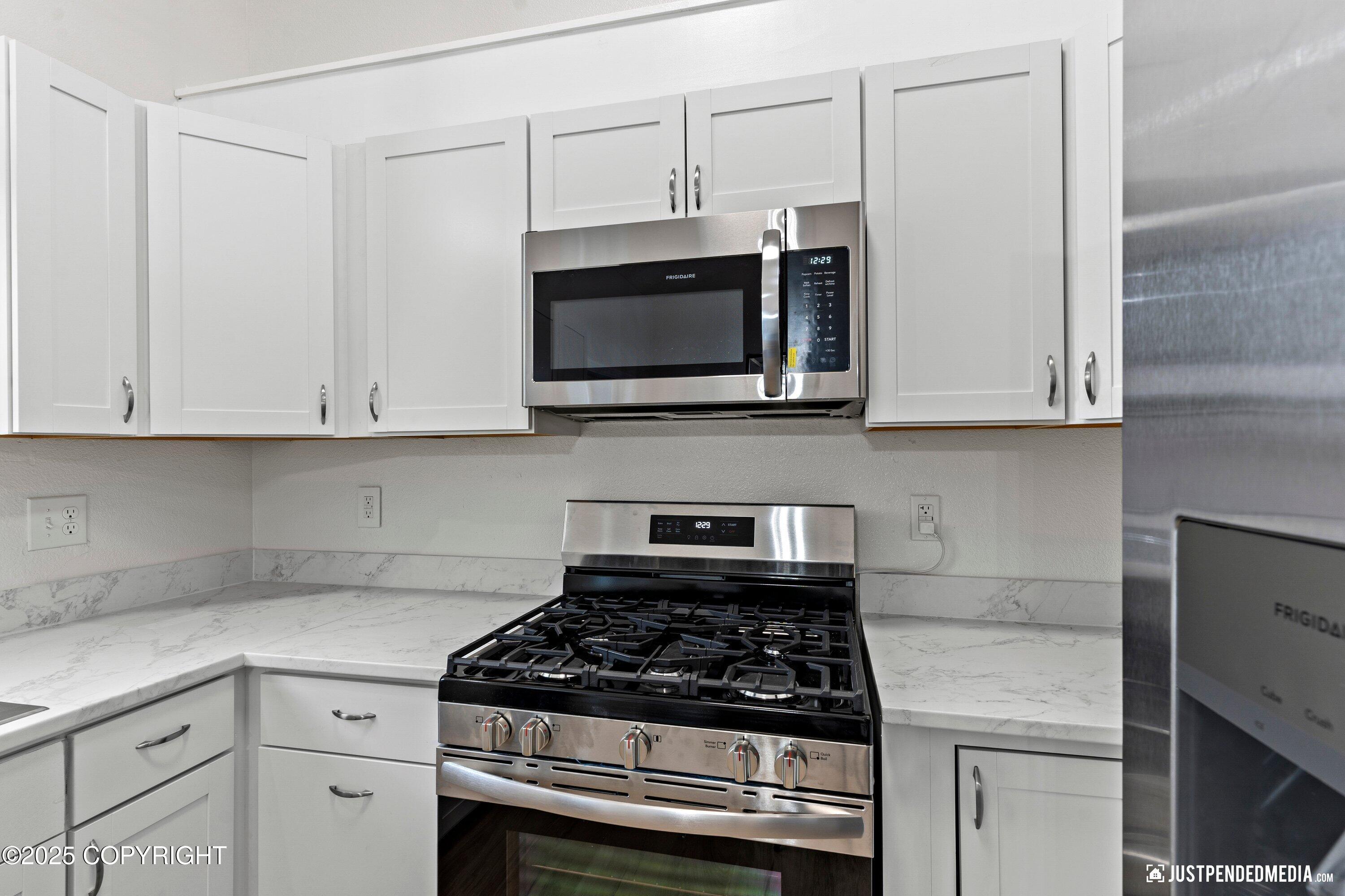 1401 E Scotwood Drive