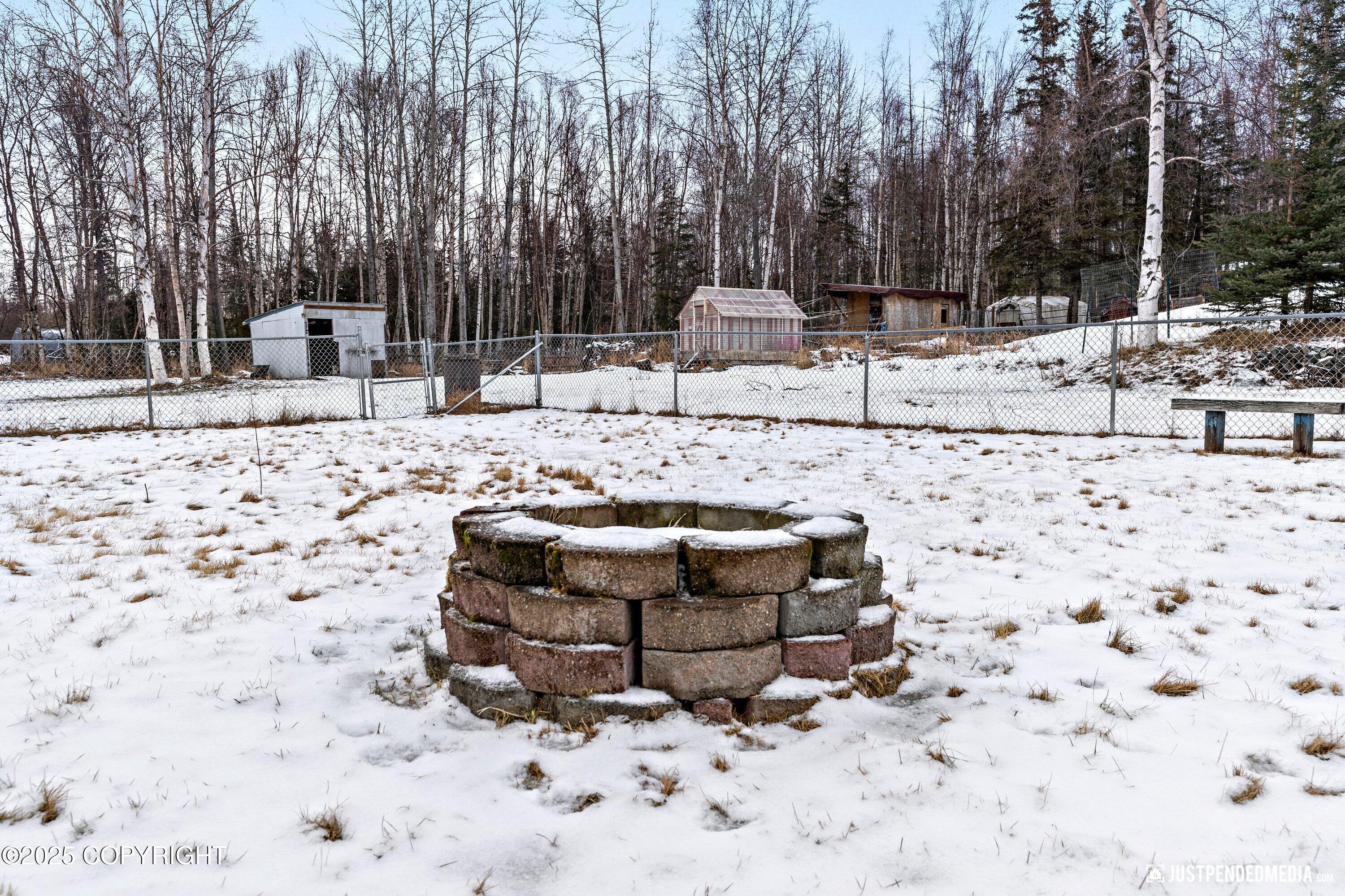 1401 E Scotwood Drive