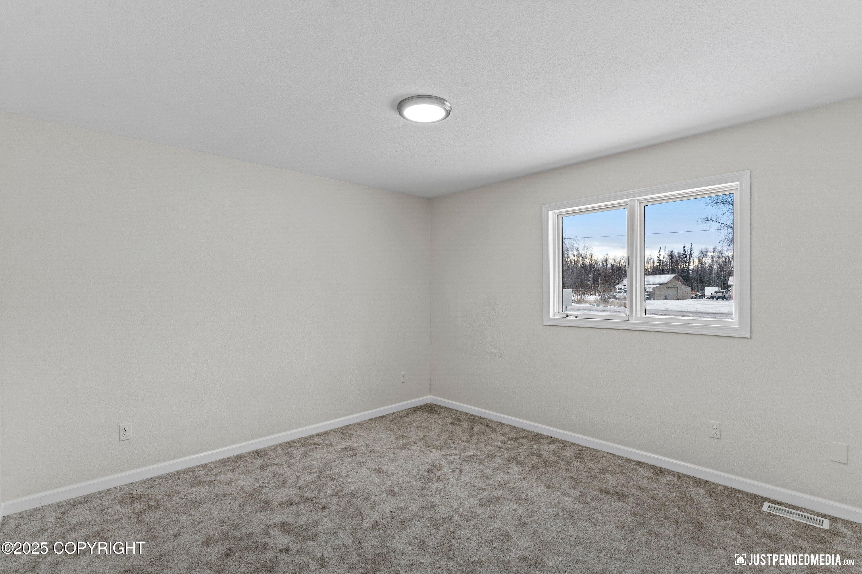 1401 E Scotwood Drive