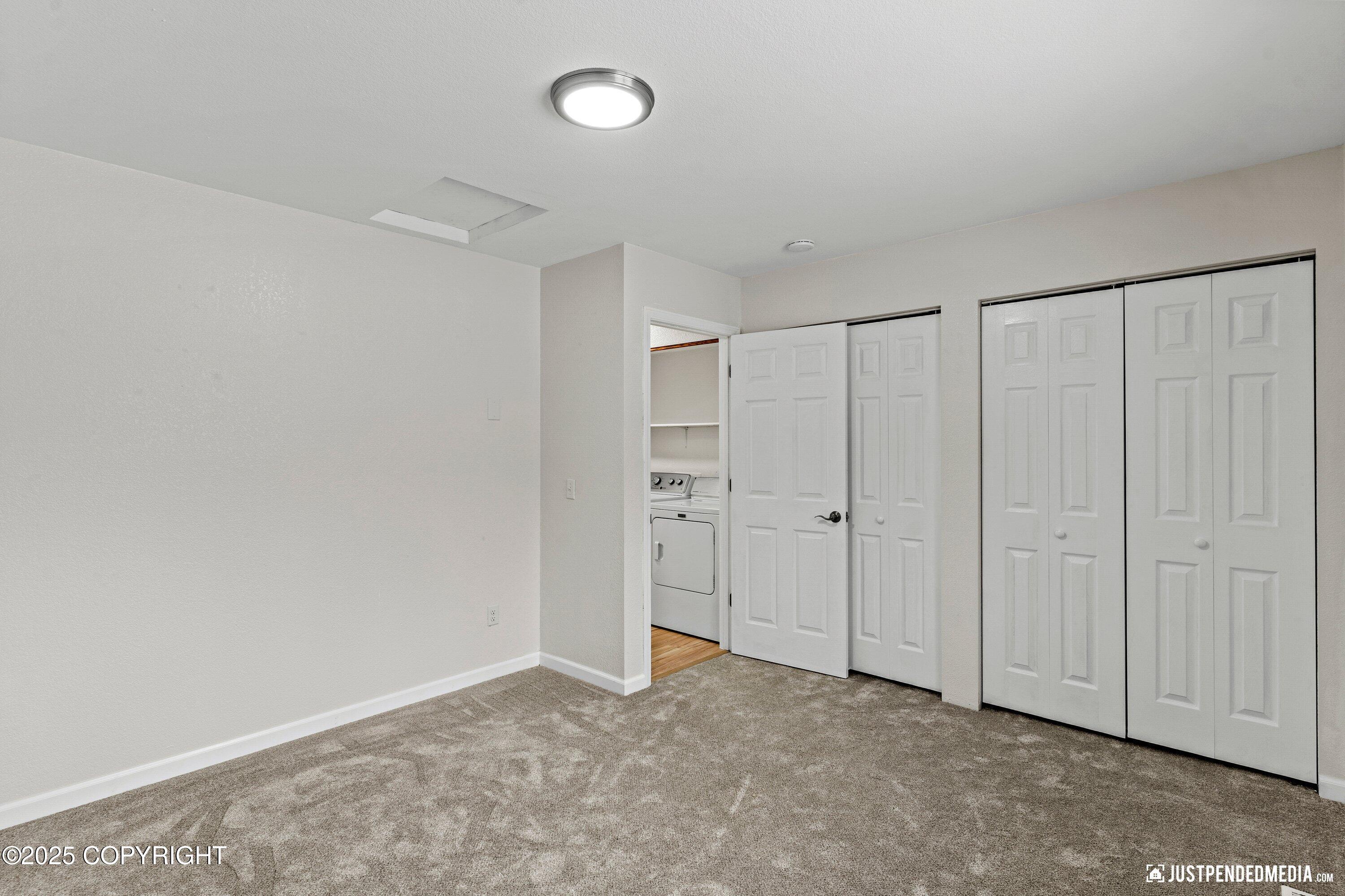 1401 E Scotwood Drive