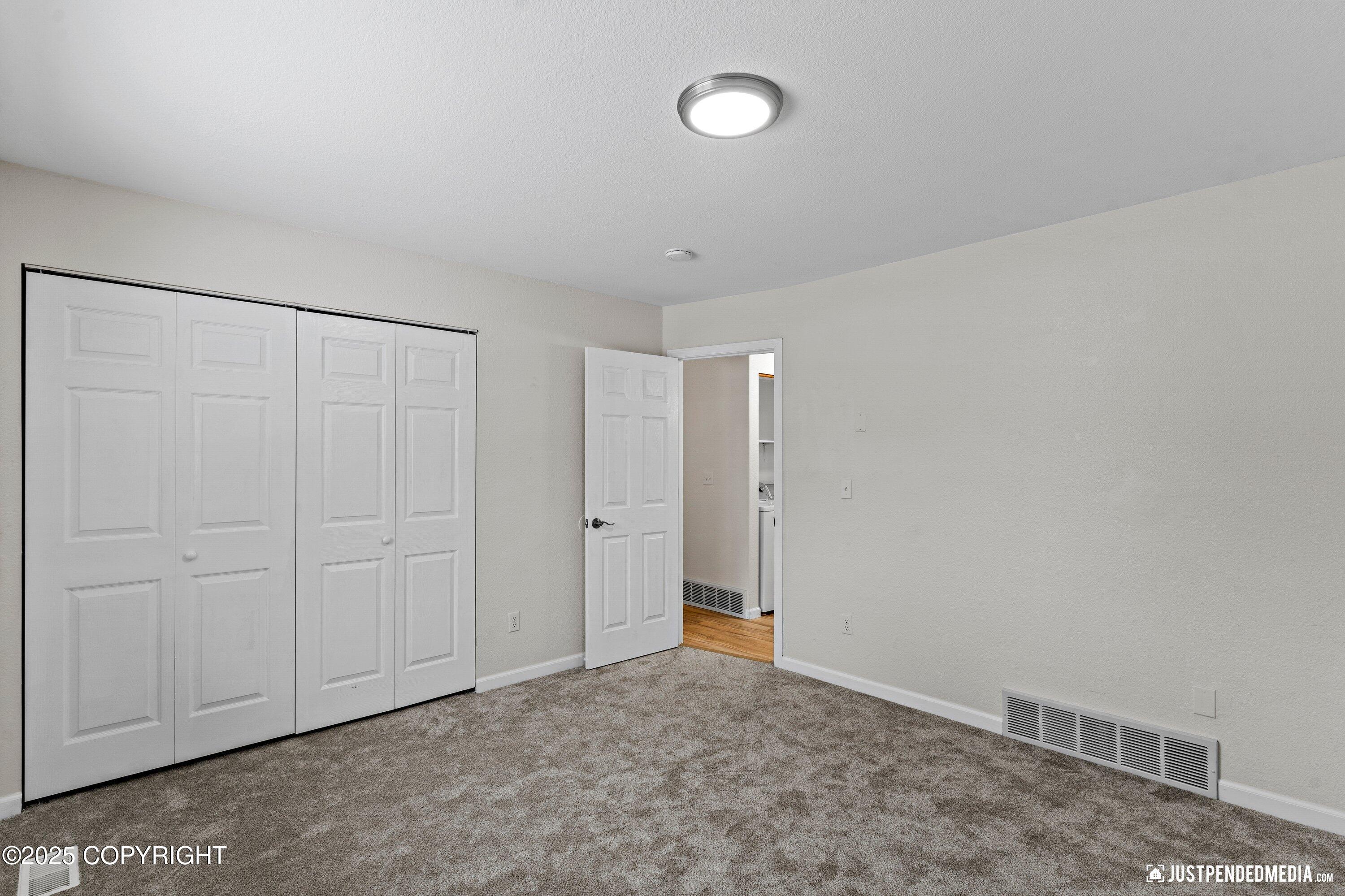 1401 E Scotwood Drive