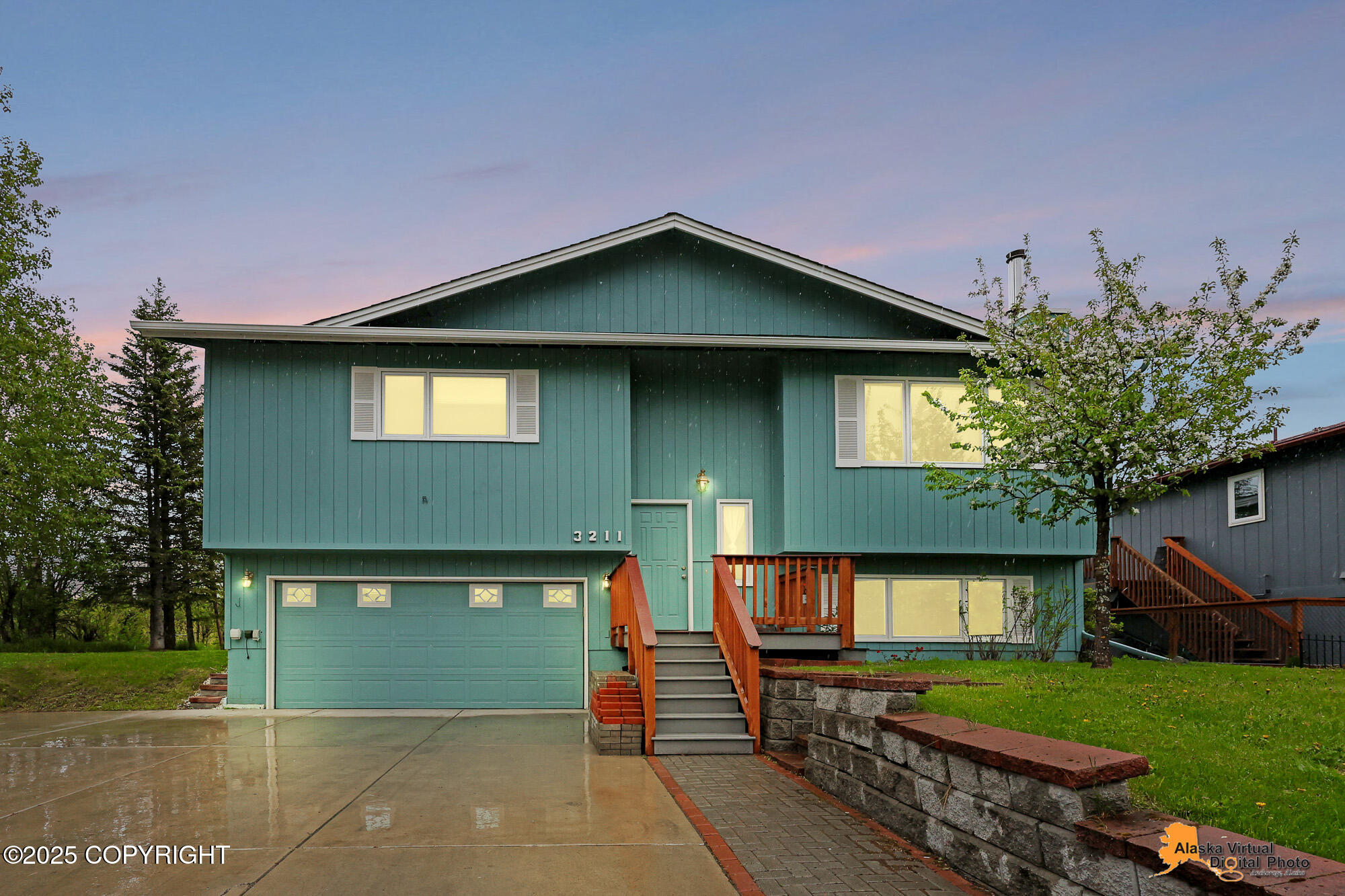 3211 Shamrock Street
