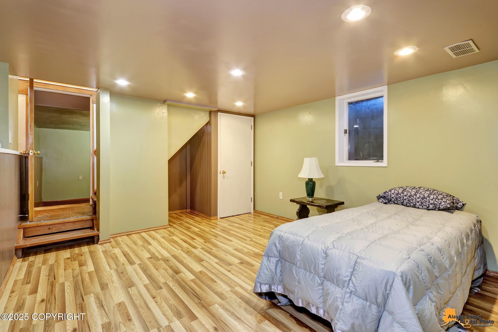 2628 Turnagain Parkway