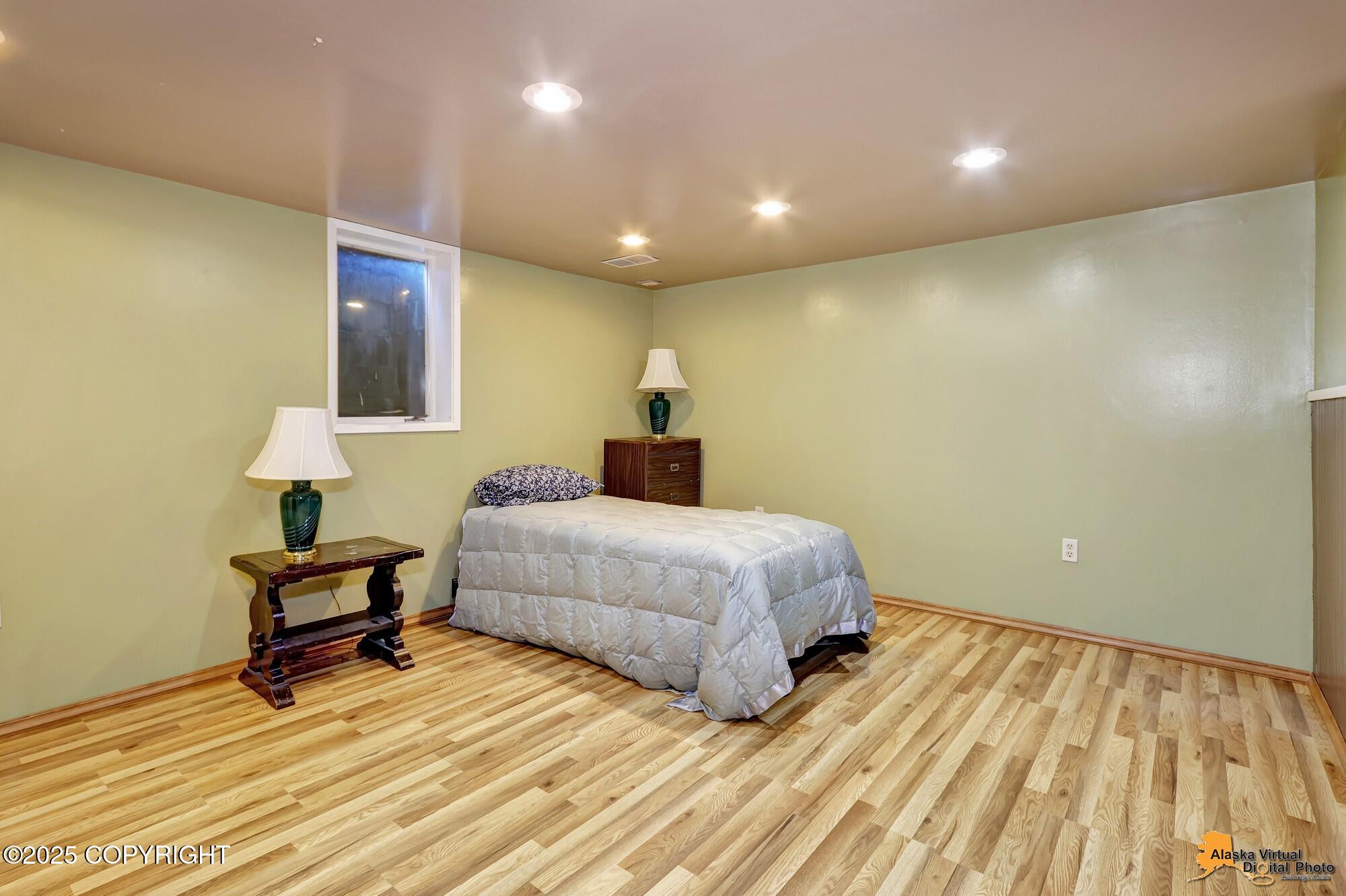 2628 Turnagain Parkway