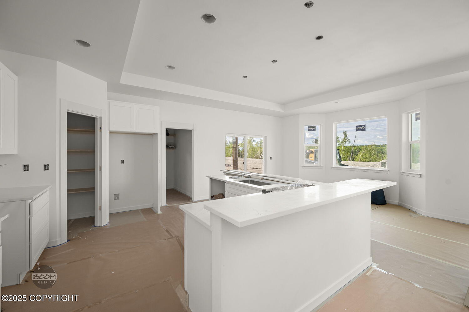 2835 W Longview Circle