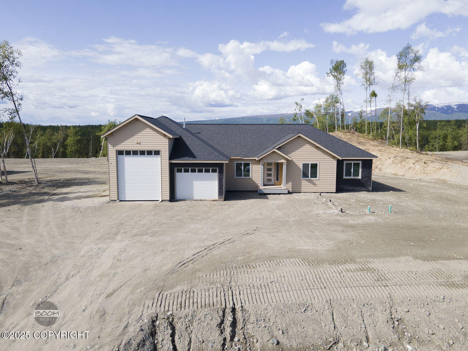 2835 W Longview Circle