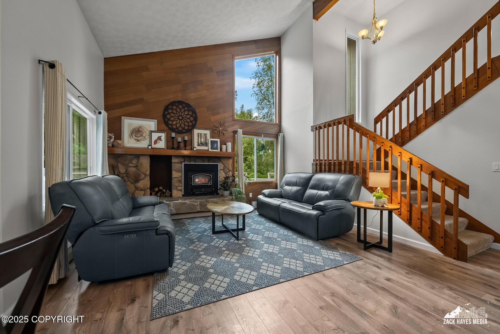 220 Mariner Drive