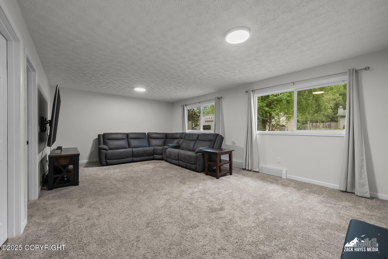 220 Mariner Drive