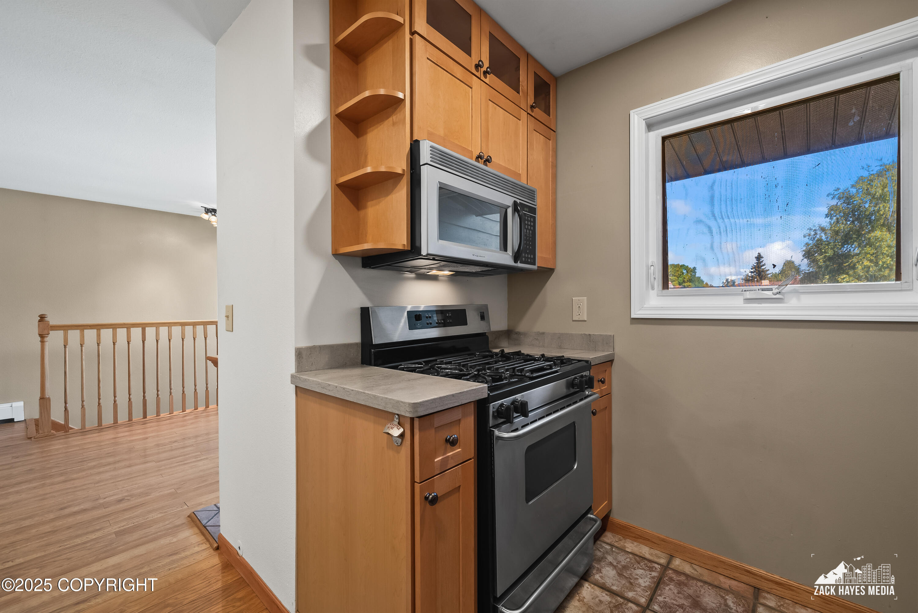 2044 Stonegate Circle