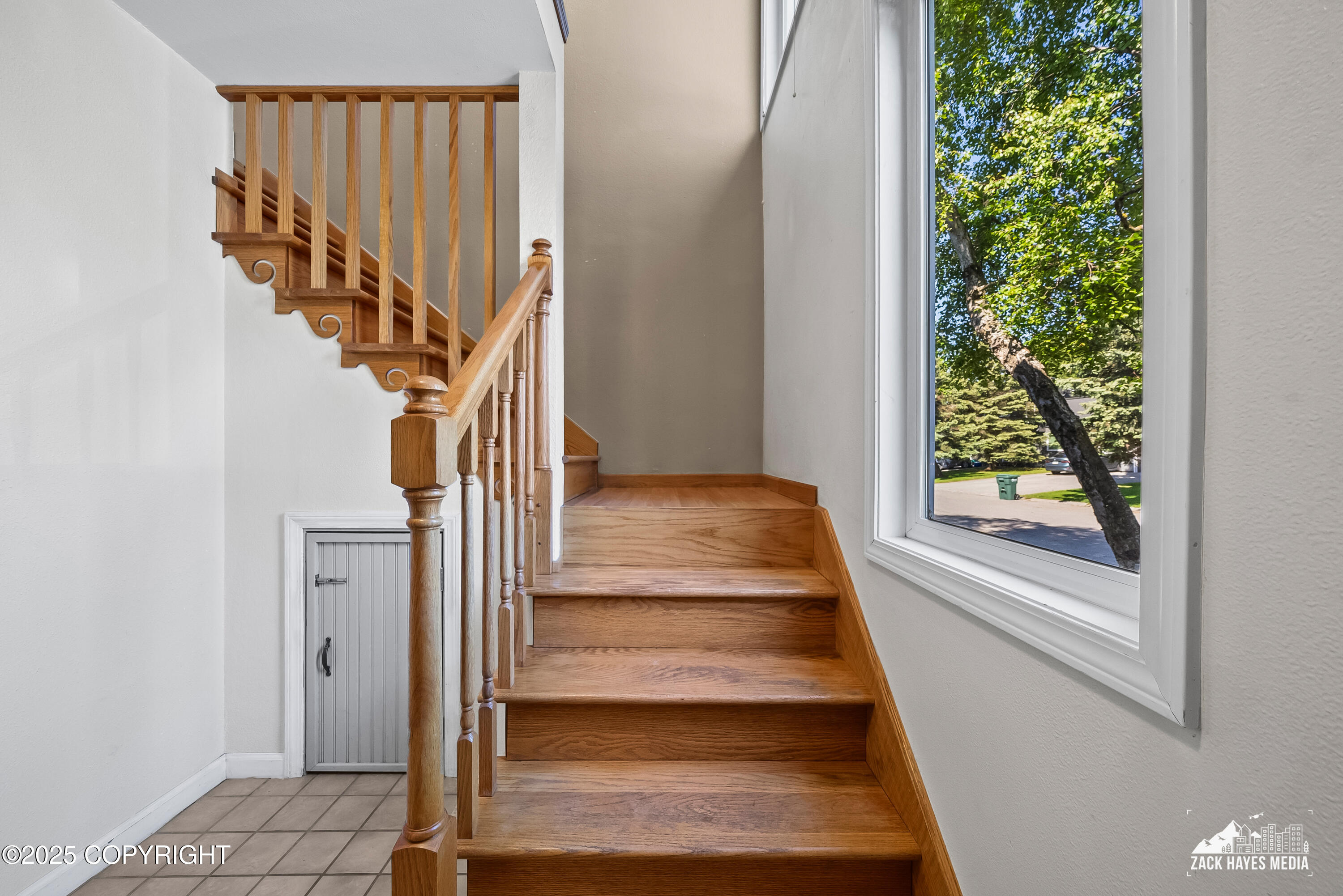 2044 Stonegate Circle